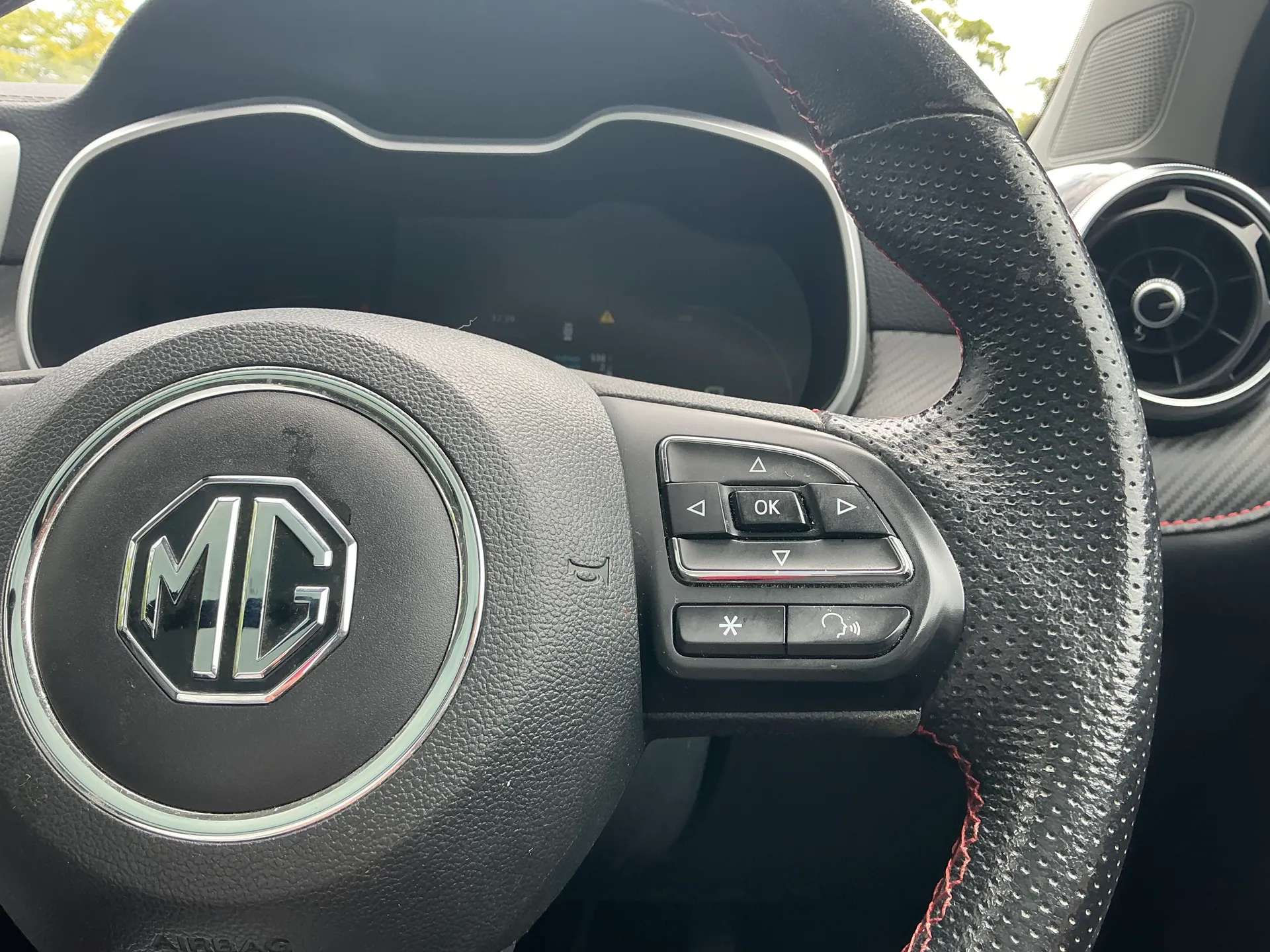 2022 MG ZS 2022 MG ZS