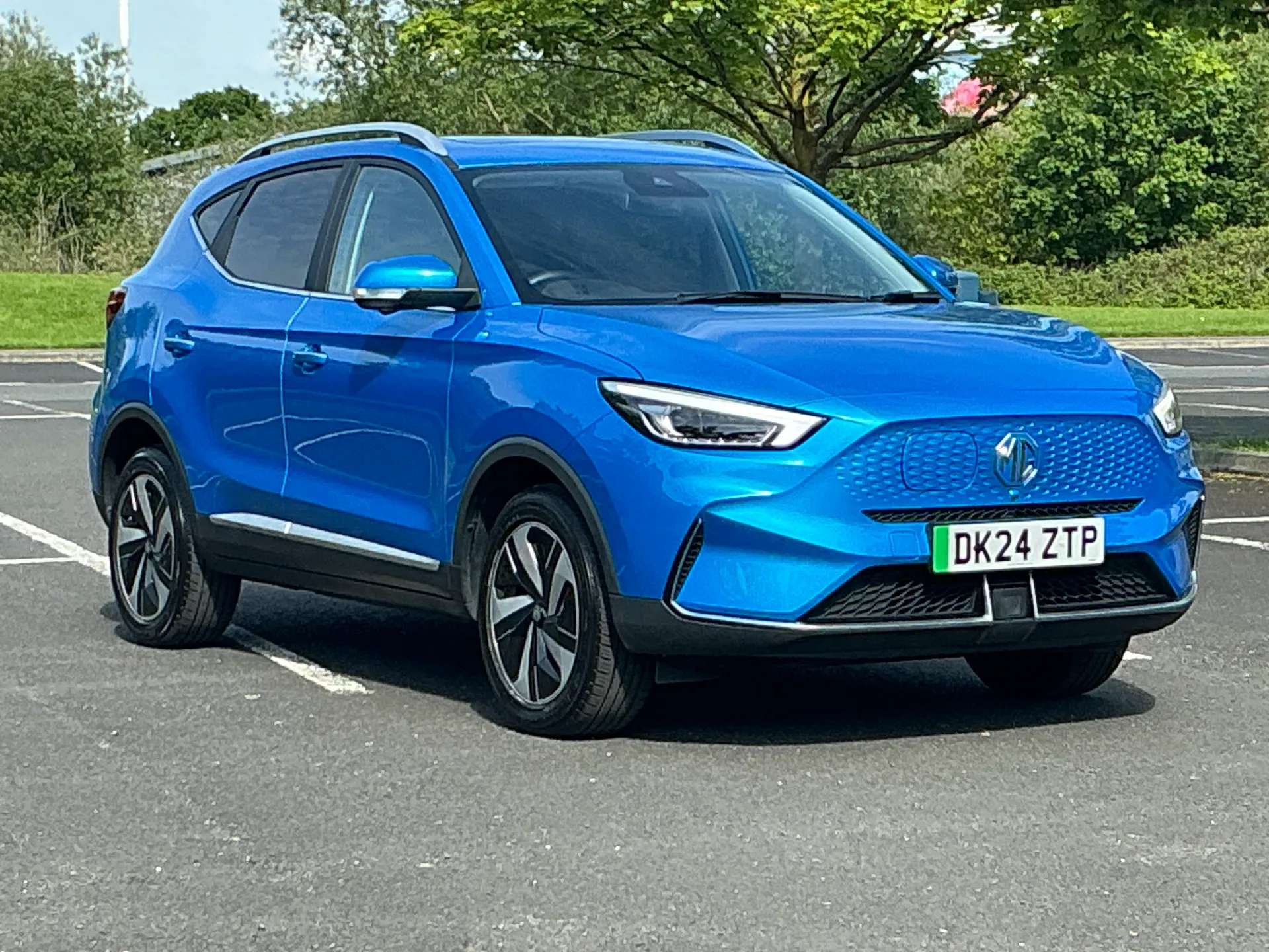 A 2024 MG ZS 115kW Trophy Connect EV Long Range73kWh 5dr Auto A 2024 MG ZS 115kW Trophy Connect EV Long Range73kWh 5dr Auto