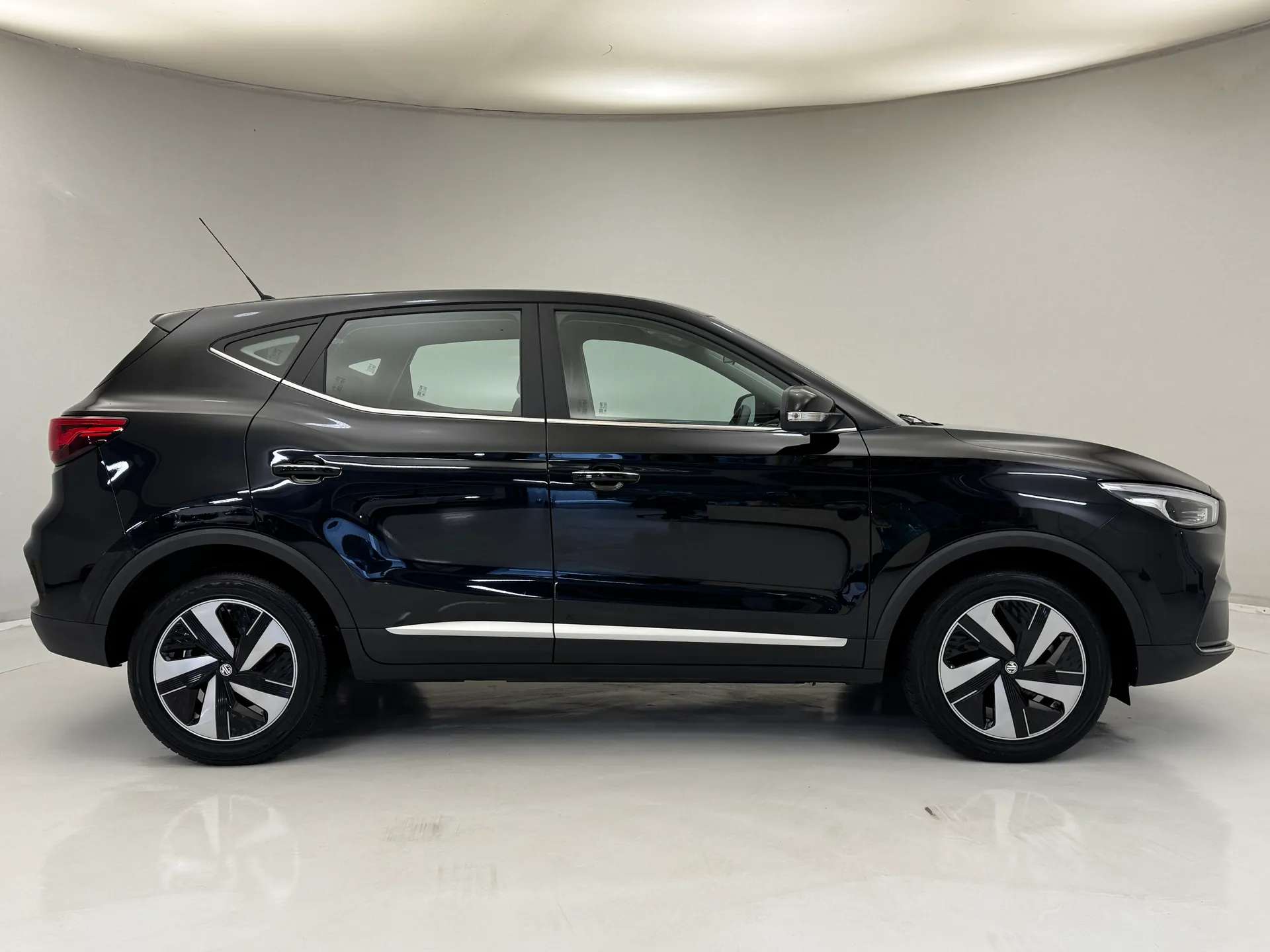 A 2025 MG ZS 115kW SE EV Long Range 73kWh 5dr Auto ð¤ LONG RANGE | LOW MILEAGEð¤ A 2025 MG ZS 115kW SE EV Long Range 73kWh 5dr Auto ð¤ LONG RANGE | LOW MILEAGEð¤
