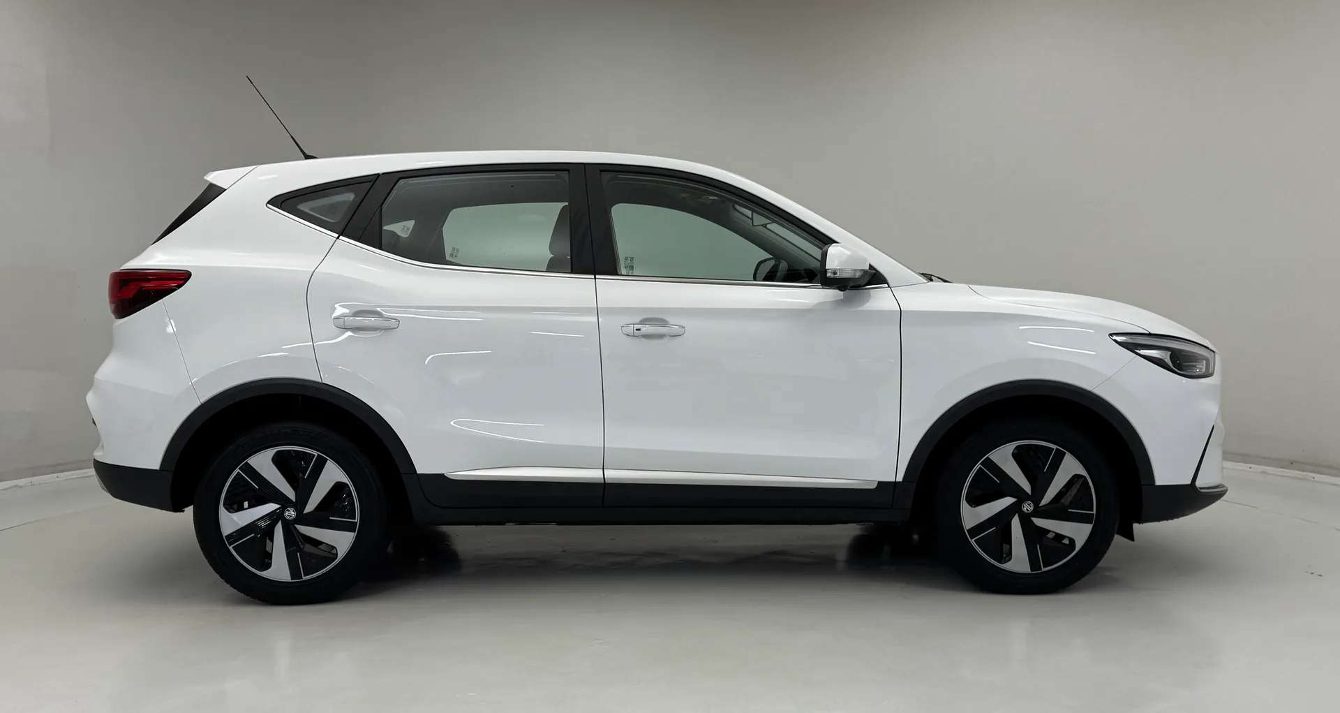 2023 MG MOTOR UK ZS 2023 MG MOTOR UK ZS