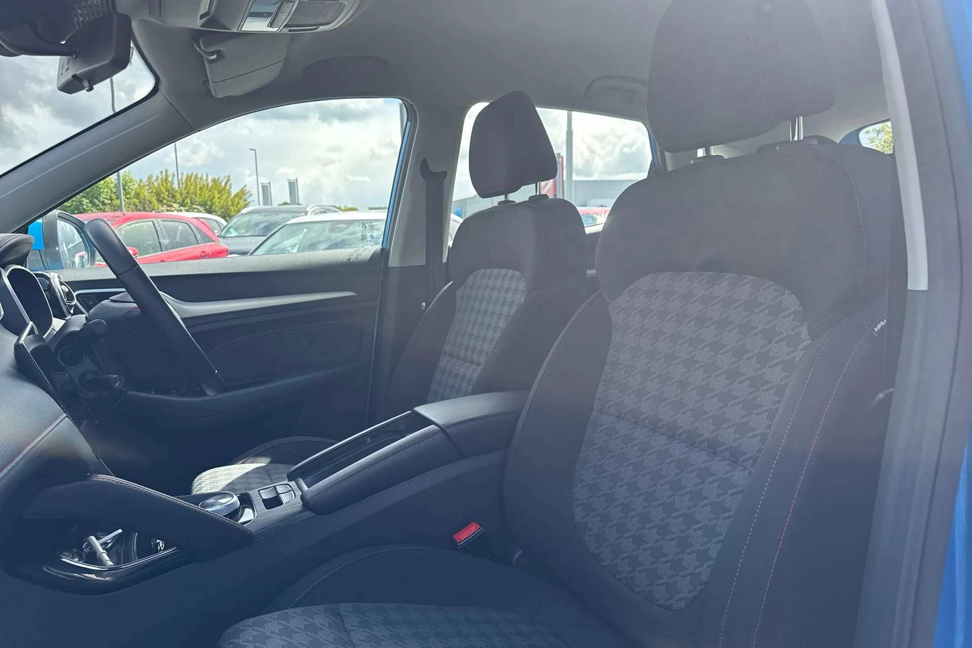 2023 MG ZS 2023 MG ZS