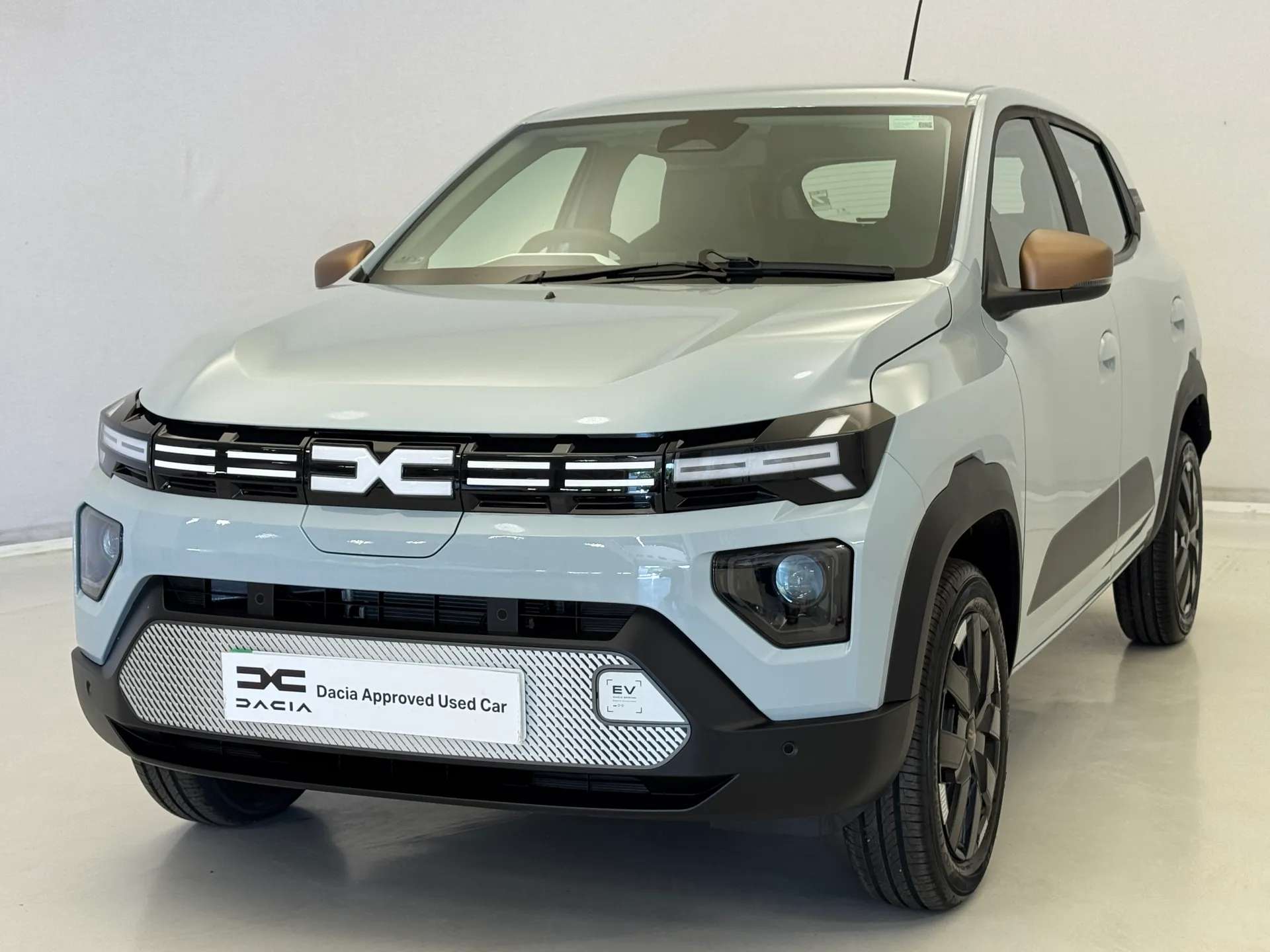 A 2026 DACIA SPRING 24kWh Extreme 100 75kW 5dr Auto A 2026 DACIA SPRING 24kWh Extreme 100 75kW 5dr Auto