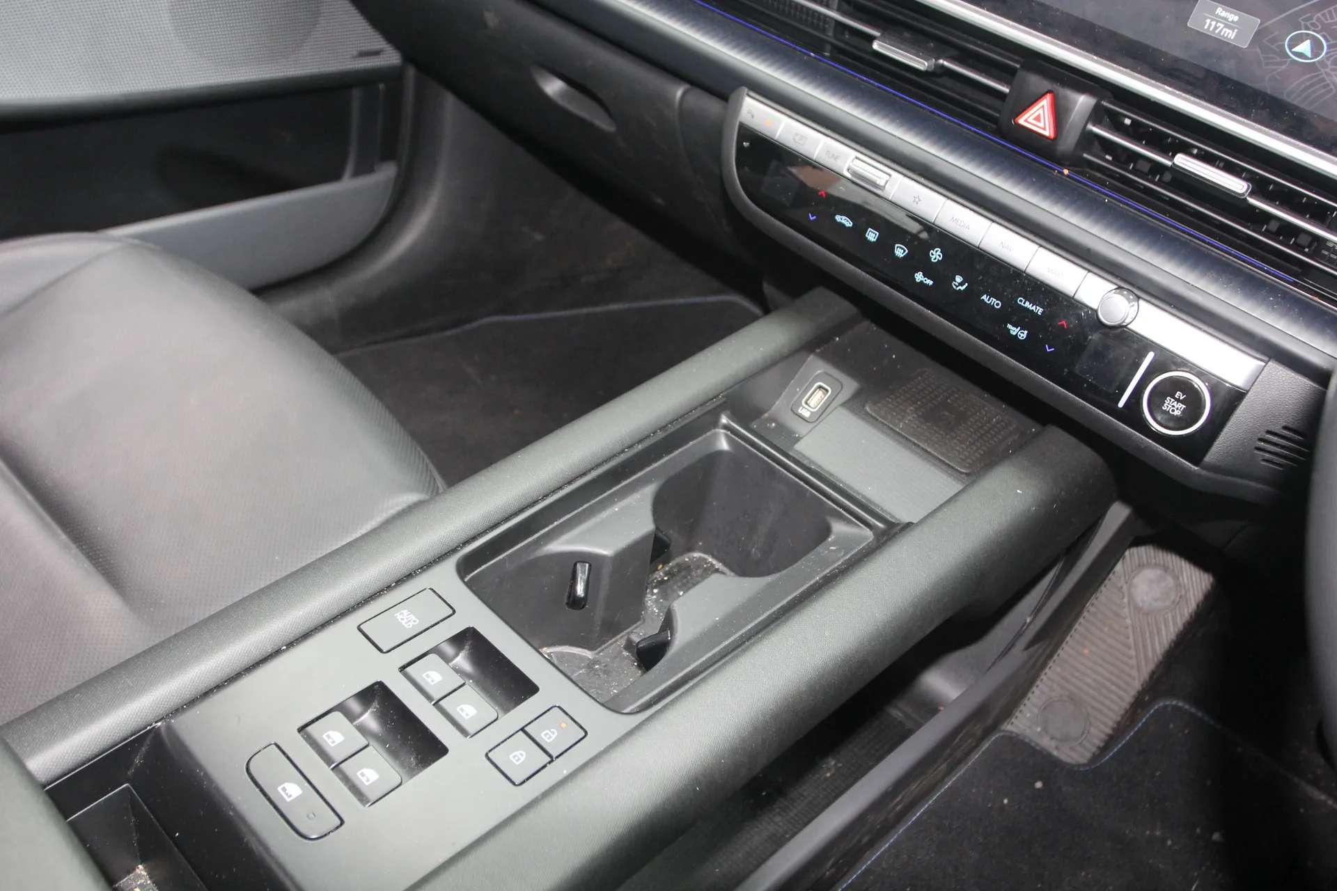 2024 HYUNDAI IONIQ 6 2024 HYUNDAI IONIQ 6