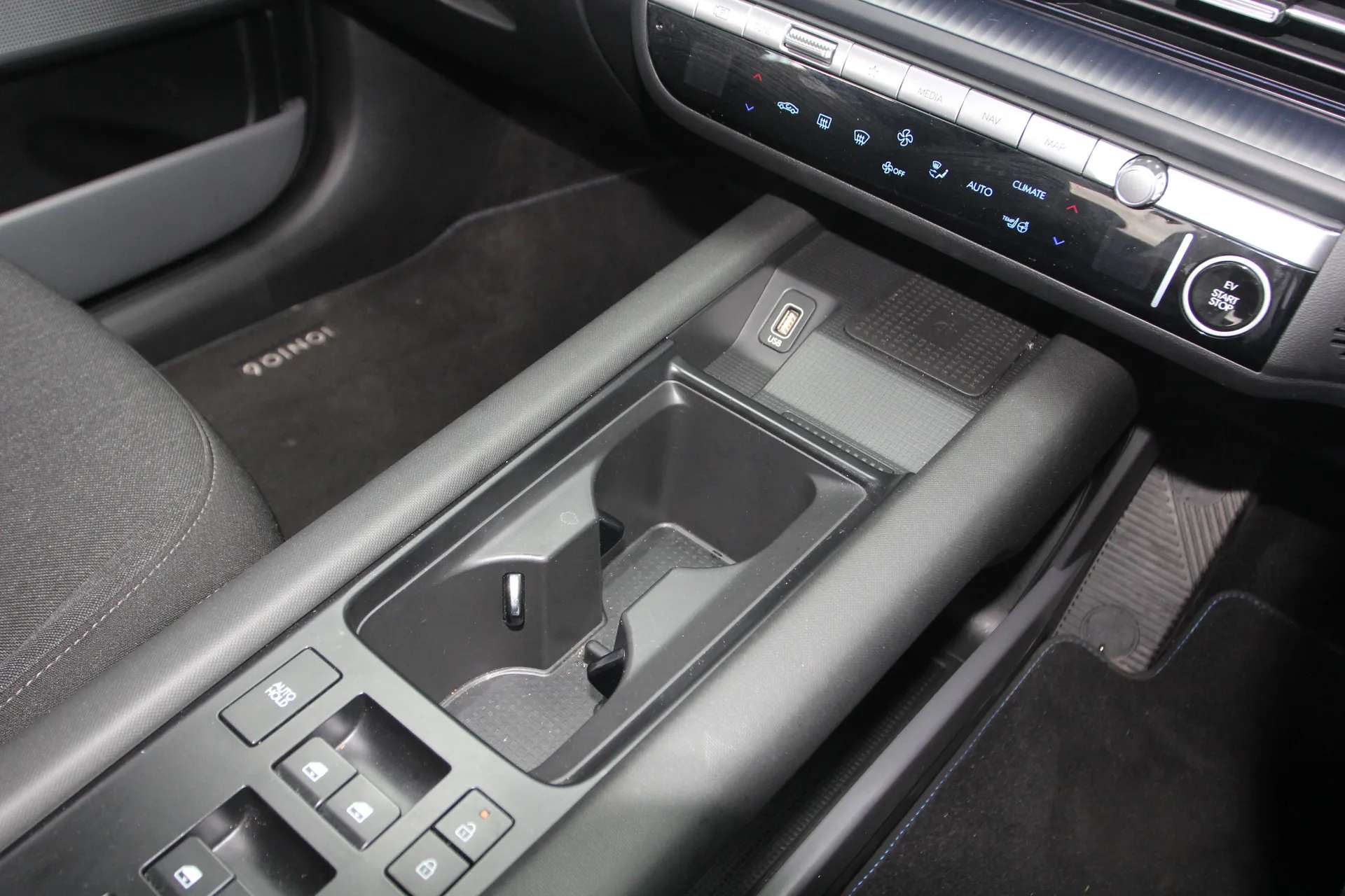 2025 HYUNDAI IONIQ 6 2025 HYUNDAI IONIQ 6