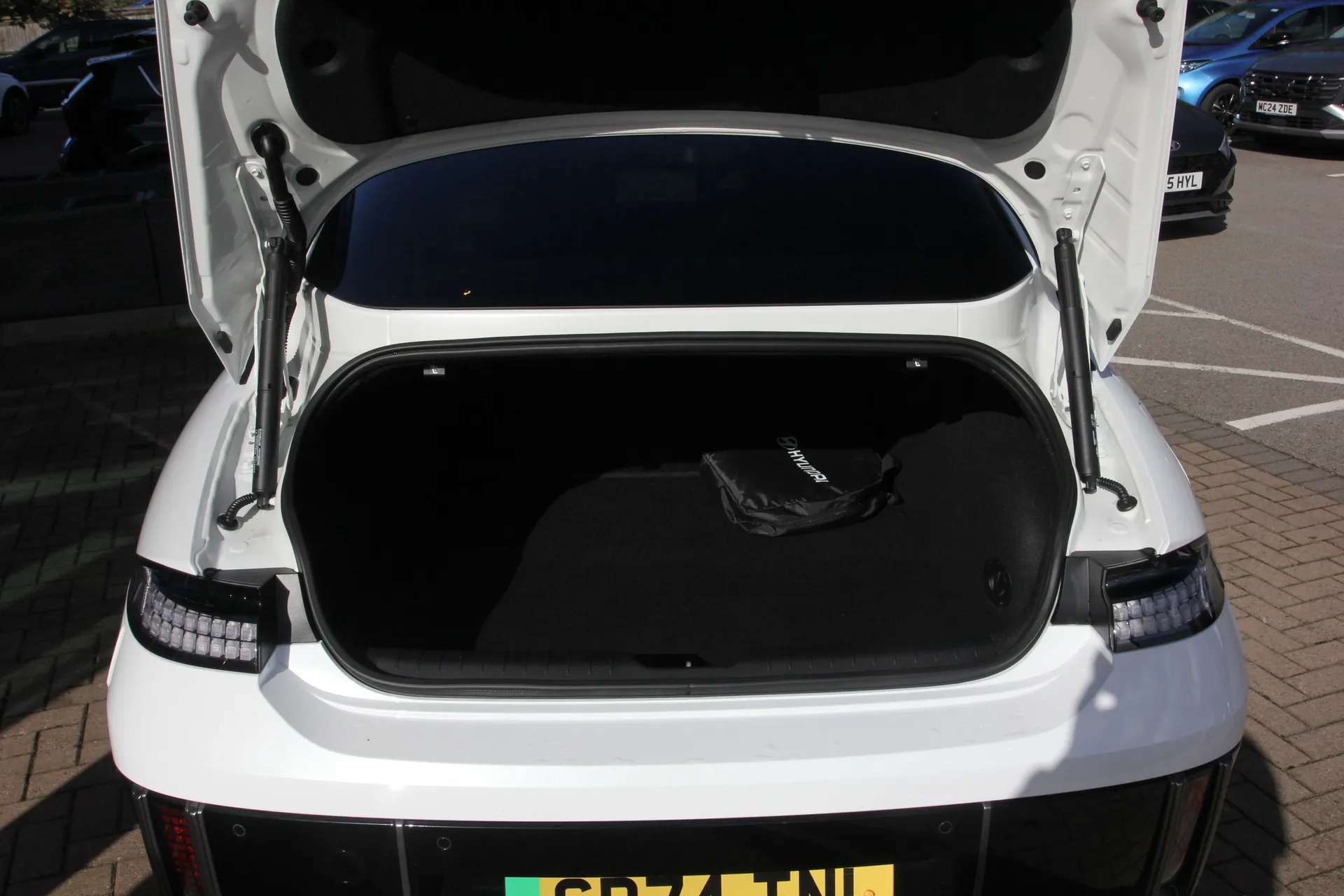 2024 HYUNDAI IONIQ 6 2024 HYUNDAI IONIQ 6