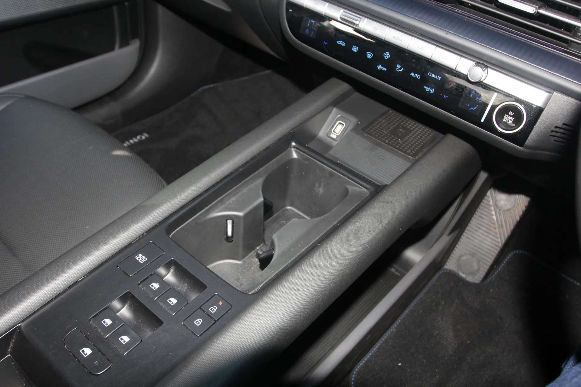 2024 HYUNDAI IONIQ 6 2024 HYUNDAI IONIQ 6