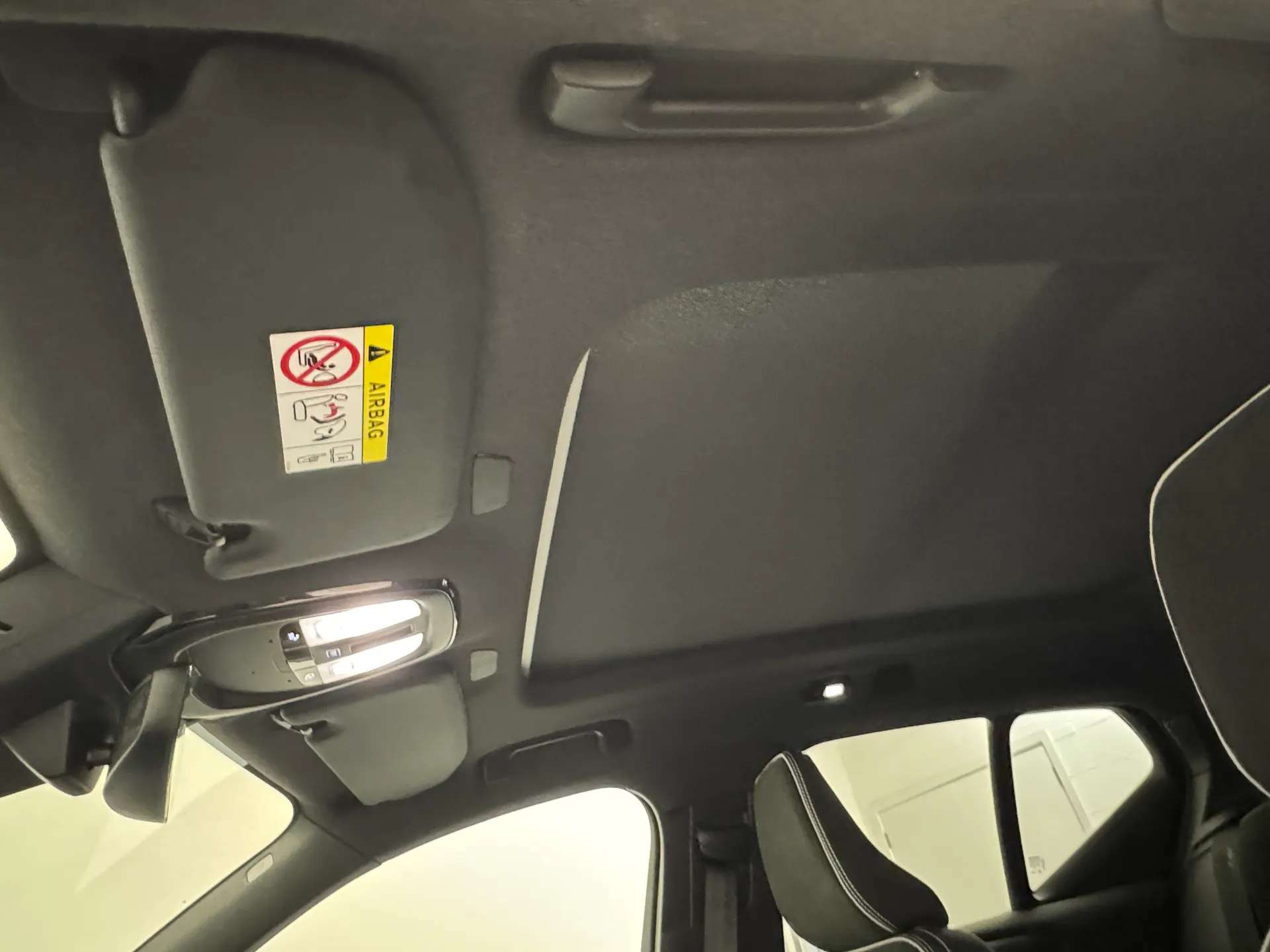 0 VOLVO EX40 0 VOLVO EX40