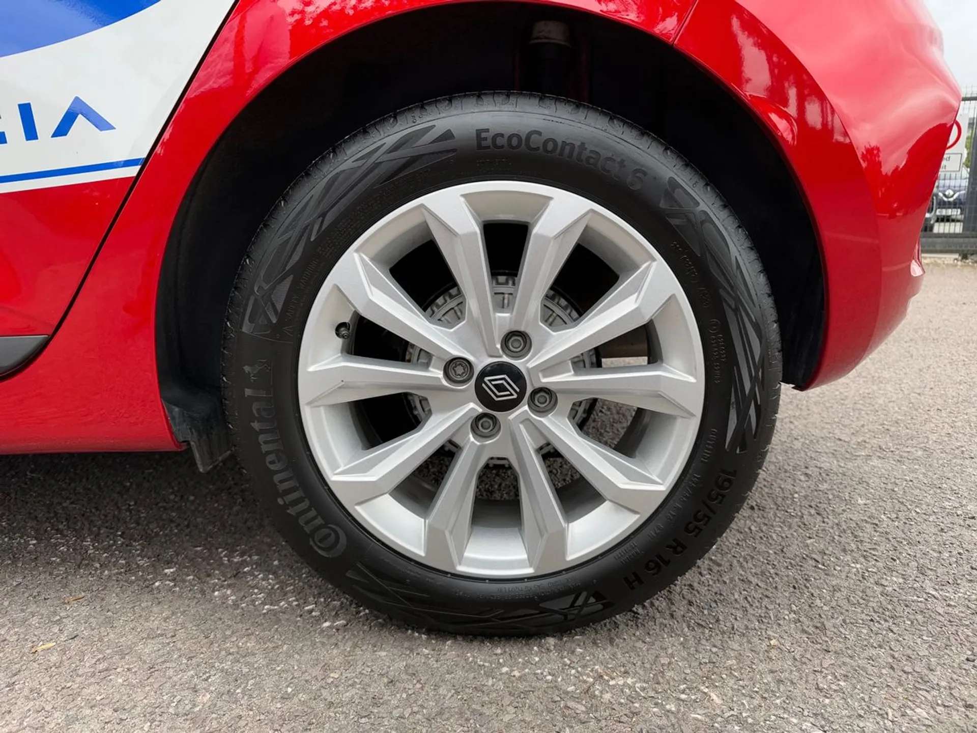 2024 RENAULT CLIO 2024 RENAULT CLIO