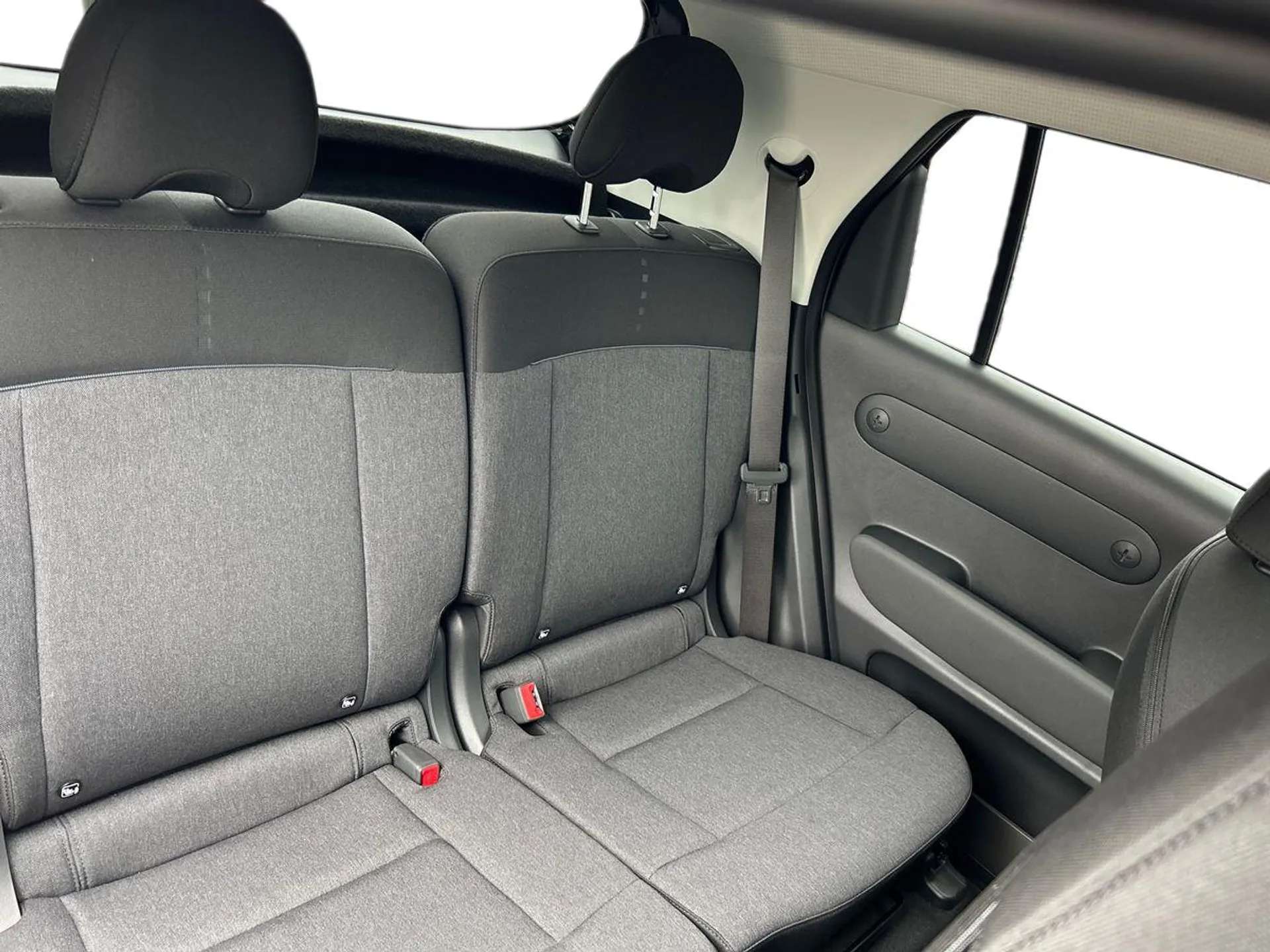 2025 HYUNDAI INSTER 2025 HYUNDAI INSTER