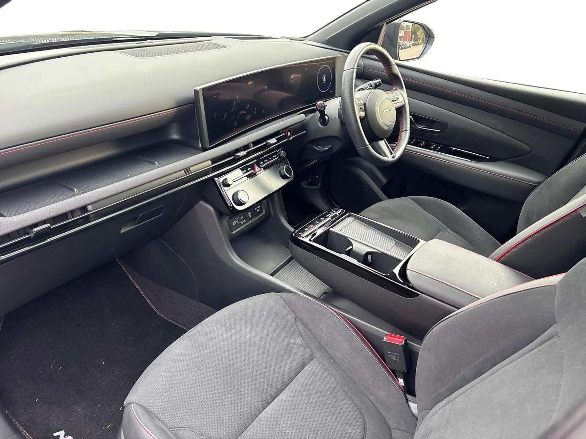 A 2025 HYUNDAI TUCSON 1.6T 48V MHD N Line S 5dr 4WD DCT ZERO DEPOSIT FINANCE AVAILABLE A 2025 HYUNDAI TUCSON 1.6T 48V MHD N Line S 5dr 4WD DCT ZERO DEPOSIT FINANCE AVAILABLE