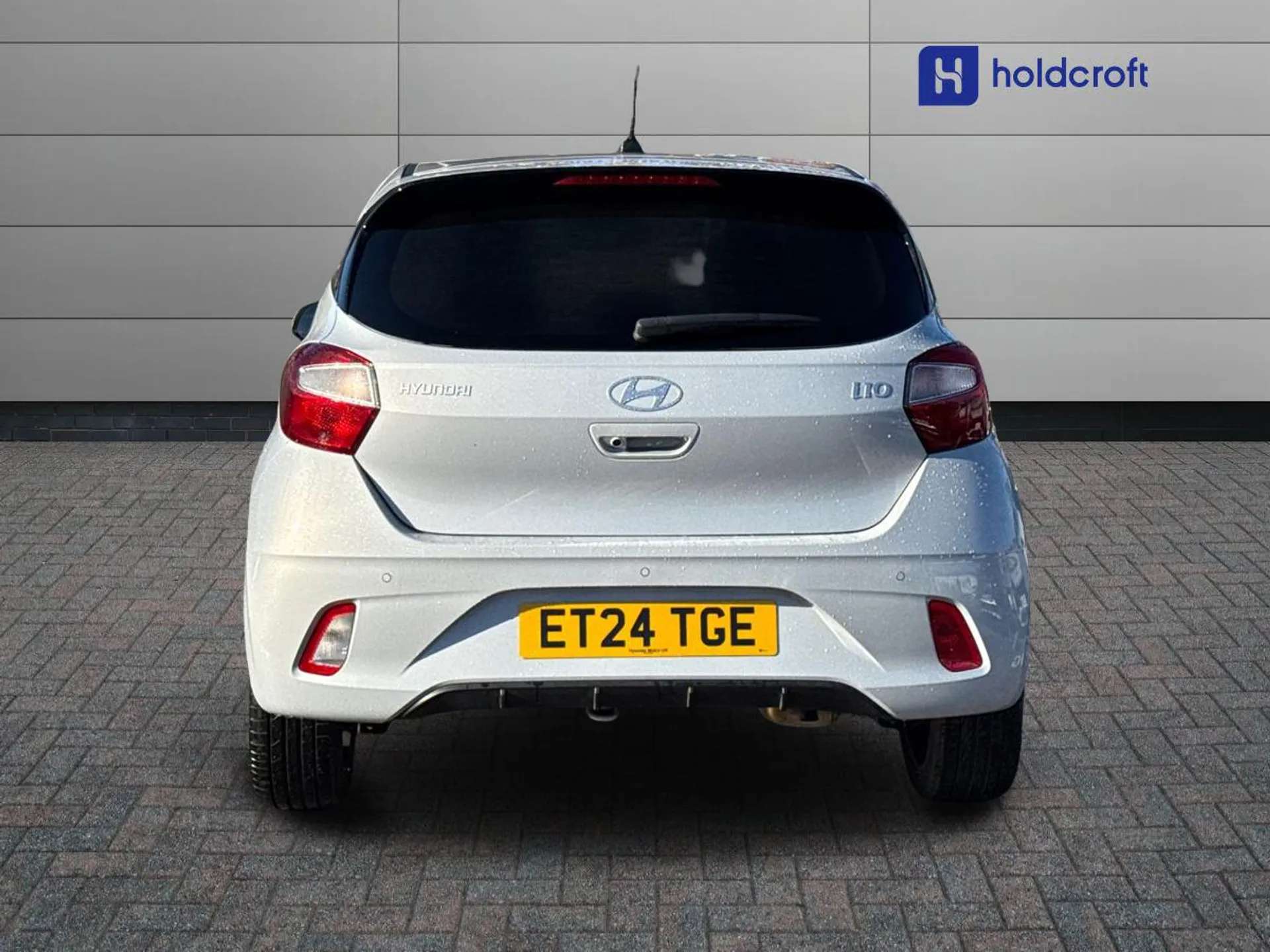 2024 HYUNDAI I10 2024 HYUNDAI I10