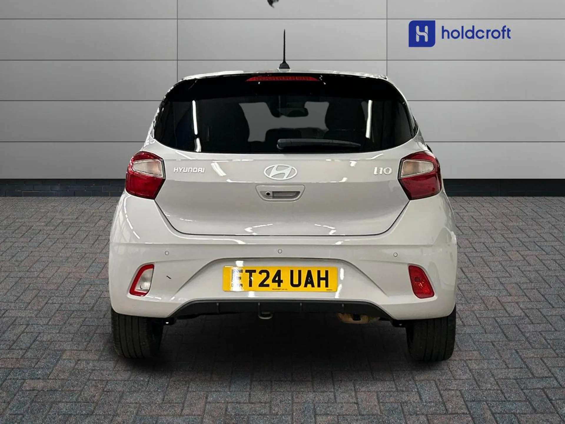 2024 HYUNDAI I10 2024 HYUNDAI I10