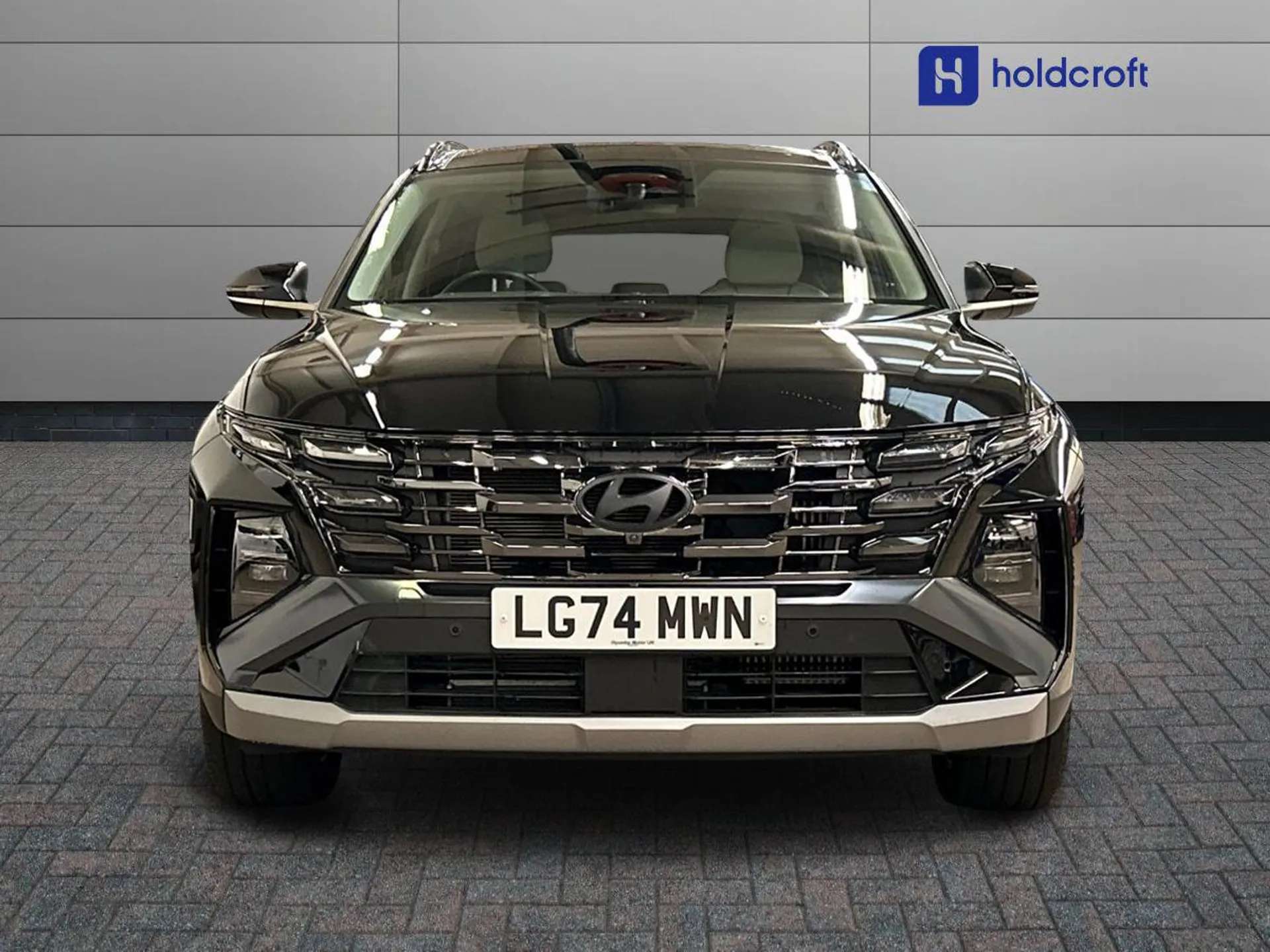 A 2024 HYUNDAI TUCSON 1.6T Hybrid Ultimate 5dr Auto - ZERO DEPOSIT FINANCE & CASHBACK AVAILABLE A 2024 HYUNDAI TUCSON 1.6T Hybrid Ultimate 5dr Auto - ZERO DEPOSIT FINANCE & CASHBACK AVAILABLE