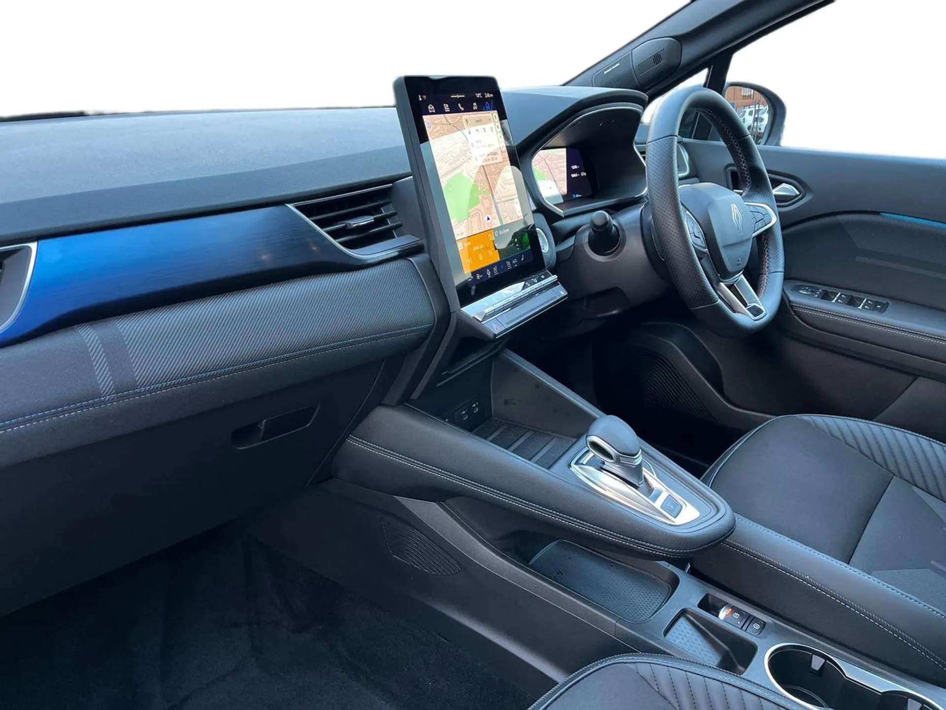 A 2025 RENAULT SYMBIOZ 1.6 E-Tech FHEV 145 Iconic Esprit Alpine 5dr Auto A 2025 RENAULT SYMBIOZ 1.6 E-Tech FHEV 145 Iconic Esprit Alpine 5dr Auto