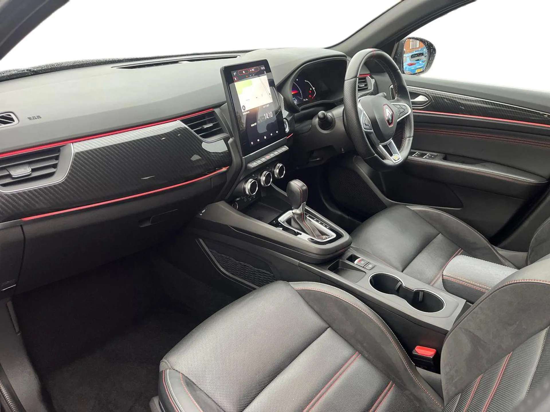 A 2022 RENAULT ARKANA 1.6 E-TECH Hybrid 145 R.S. Line 5dr Auto A 2022 RENAULT ARKANA 1.6 E-TECH Hybrid 145 R.S. Line 5dr Auto