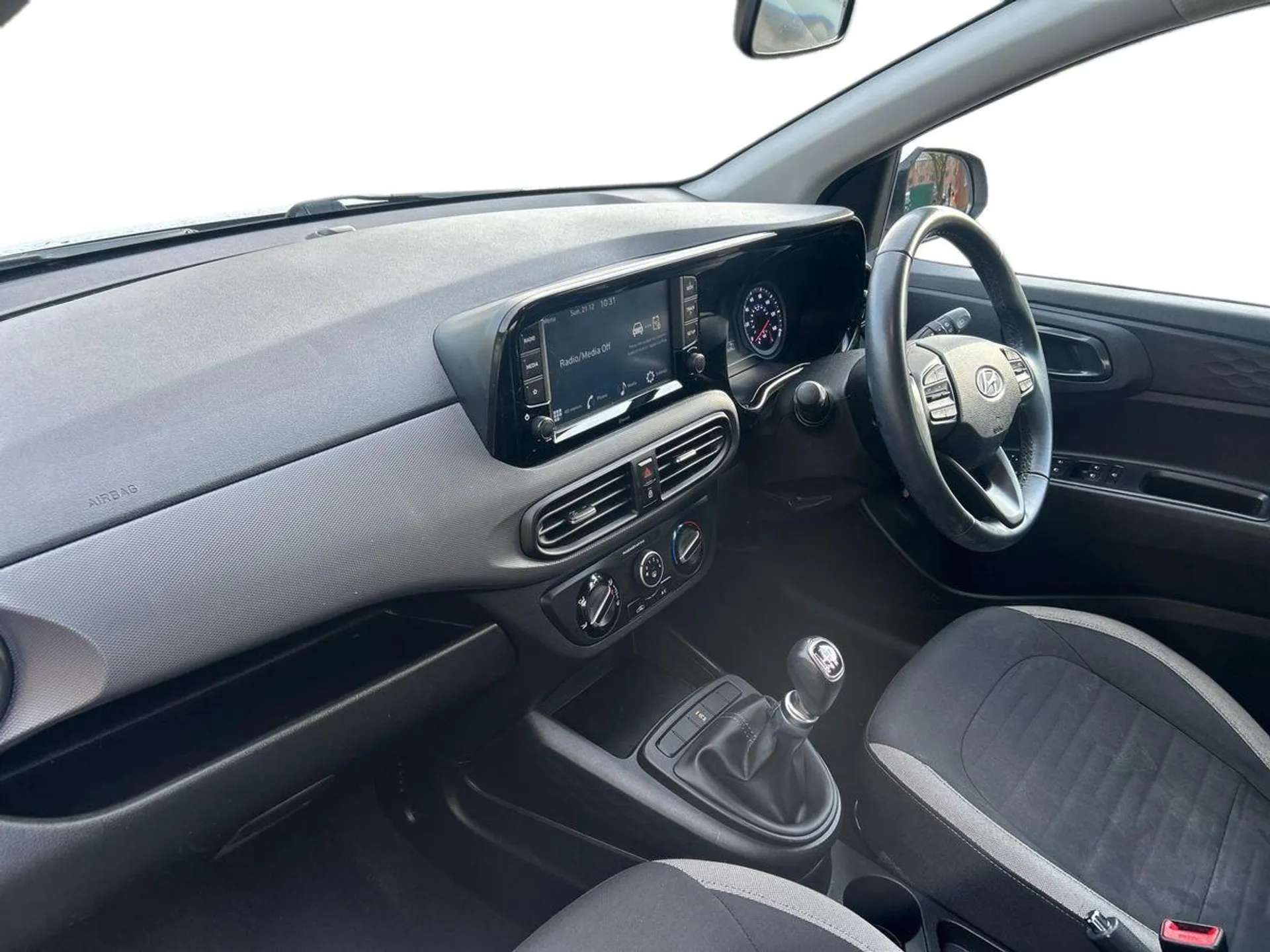 A 2022 HYUNDAI I10 1.0 MPi SE Connect 5dr ZERO DEPOSIT FINANCE AVAILABLE A 2022 HYUNDAI I10 1.0 MPi SE Connect 5dr ZERO DEPOSIT FINANCE AVAILABLE