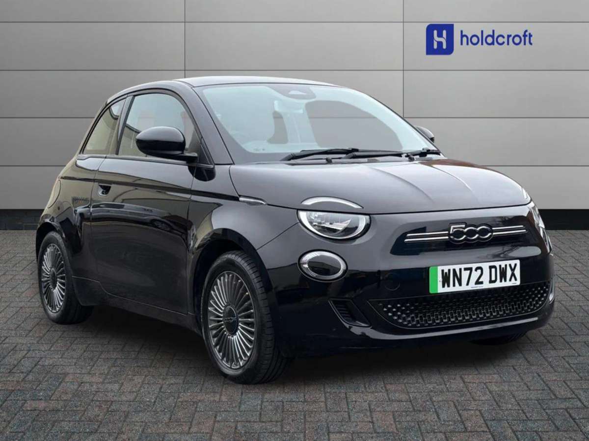 Check out this Fiat 500 2022 Electric Automatic