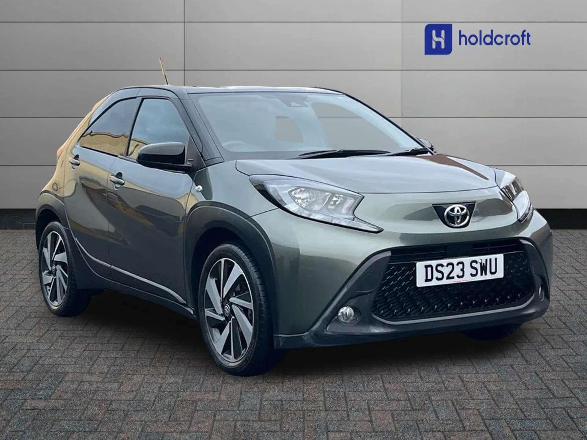 A 2023 TOYOTA AYGO X 1.0 VVT-i Edge 5dr Auto A 2023 TOYOTA AYGO X 1.0 VVT-i Edge 5dr Auto