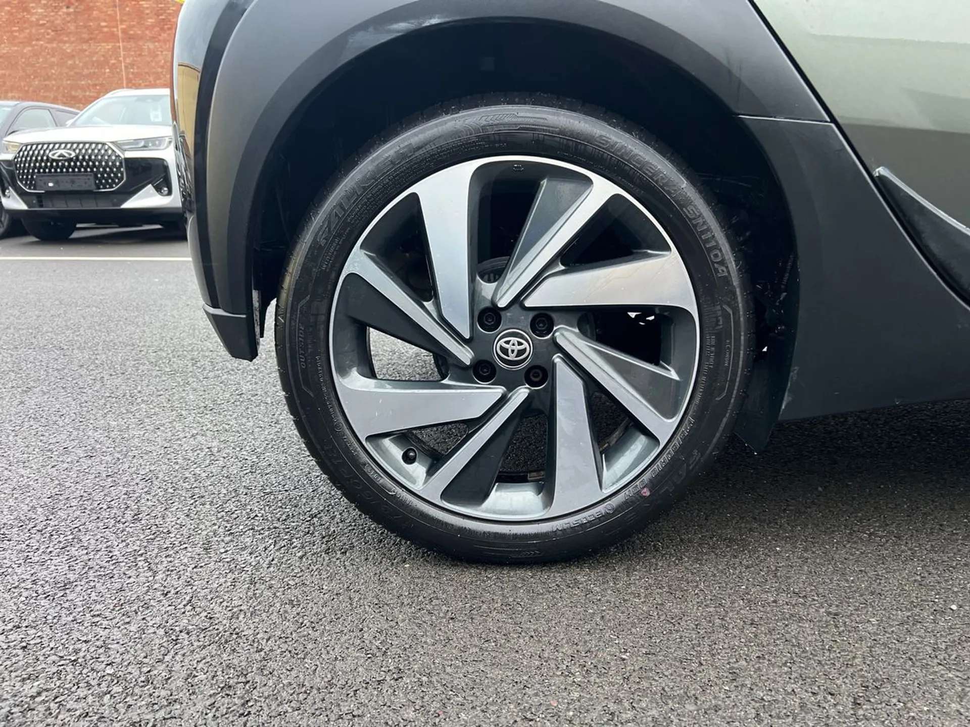 A 2023 TOYOTA AYGO X 1.0 VVT-i Edge 5dr Auto A 2023 TOYOTA AYGO X 1.0 VVT-i Edge 5dr Auto