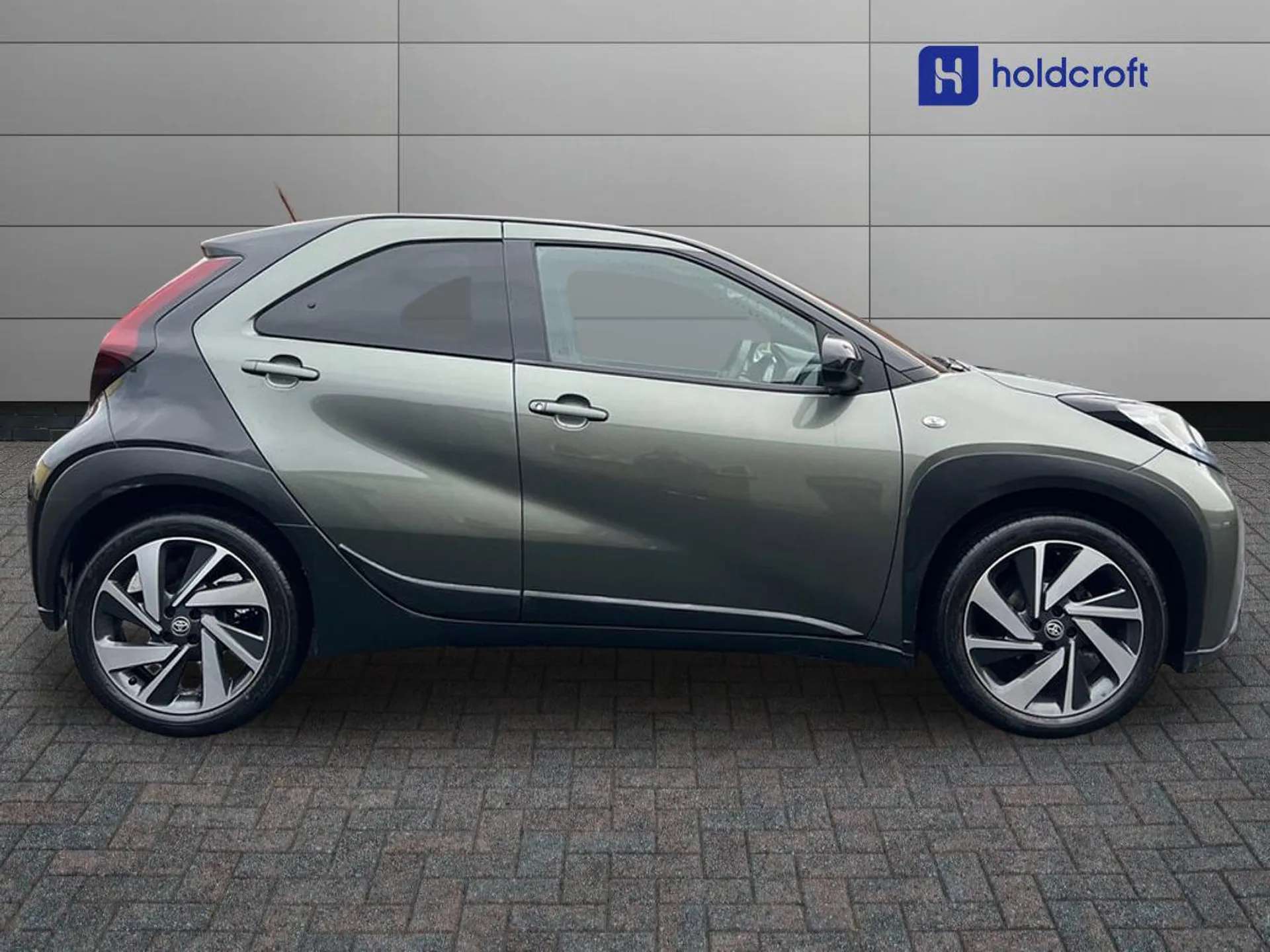 2023 TOYOTA AYGO X 2023 TOYOTA AYGO X