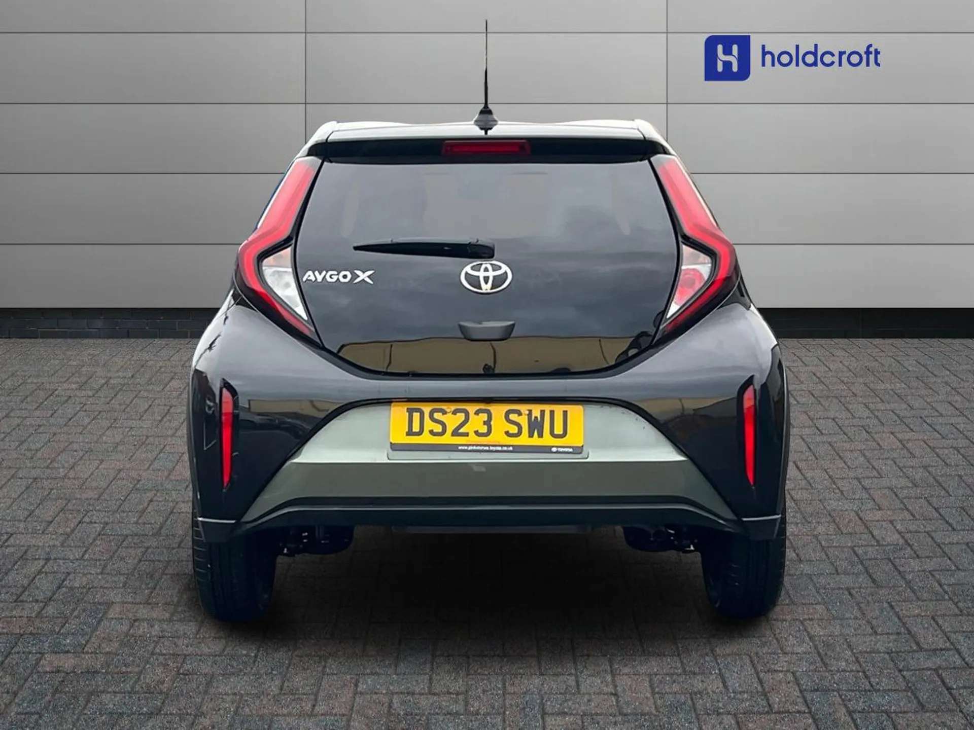 2023 TOYOTA AYGO X 2023 TOYOTA AYGO X