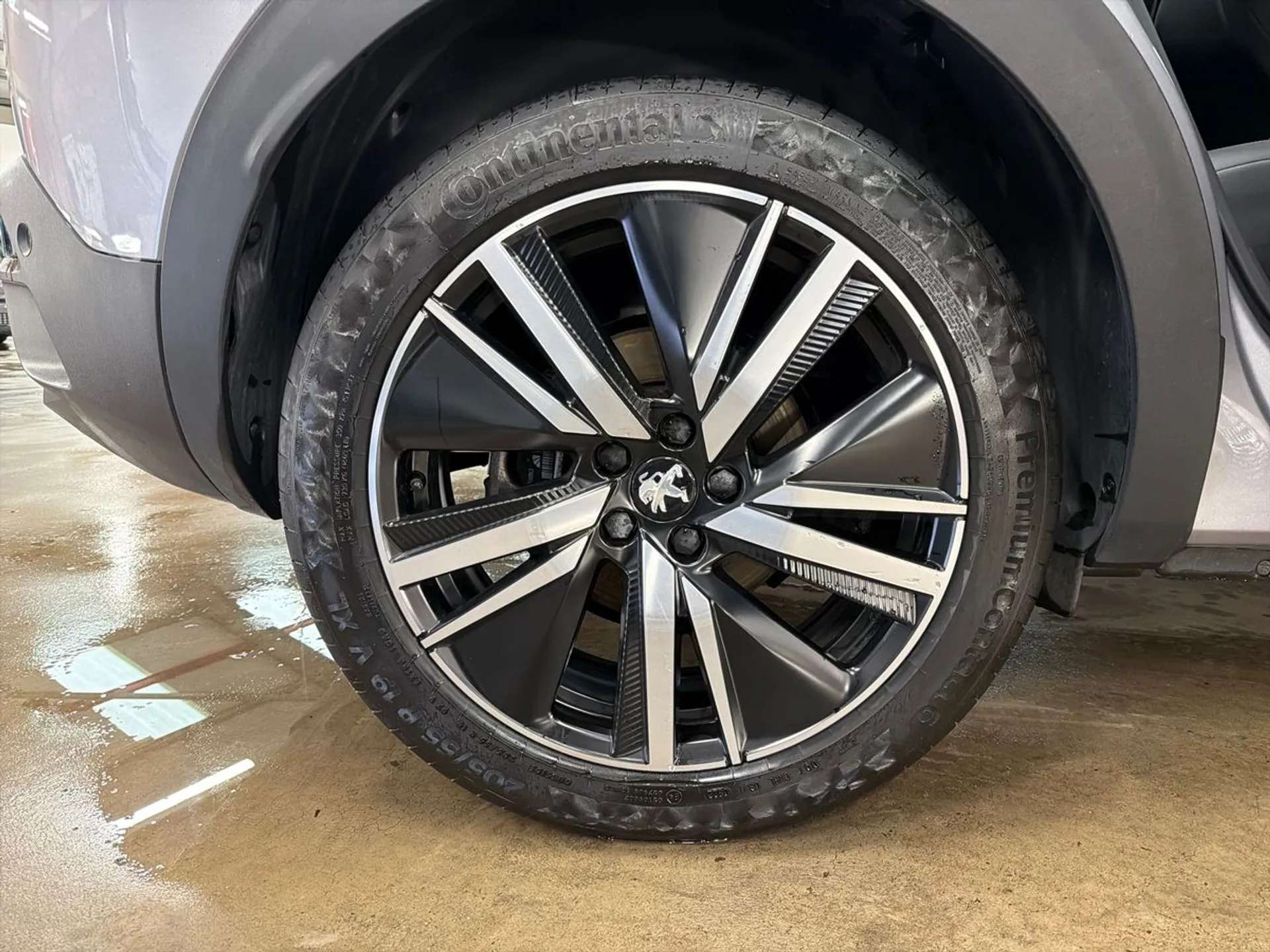 A 2021 PEUGEOT 3008 1.2 PureTech GT Premium 5dr EAT8 A 2021 PEUGEOT 3008 1.2 PureTech GT Premium 5dr EAT8