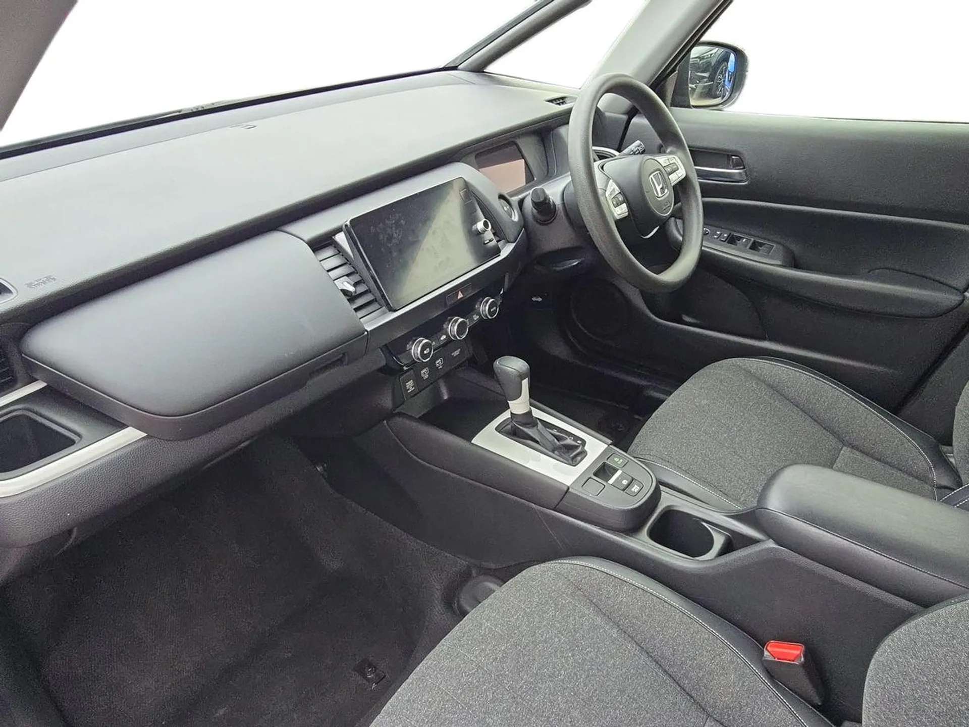 A 2020 HONDA JAZZ 1.5 i-MMD Hybrid SR 5dr eCVT A 2020 HONDA JAZZ 1.5 i-MMD Hybrid SR 5dr eCVT