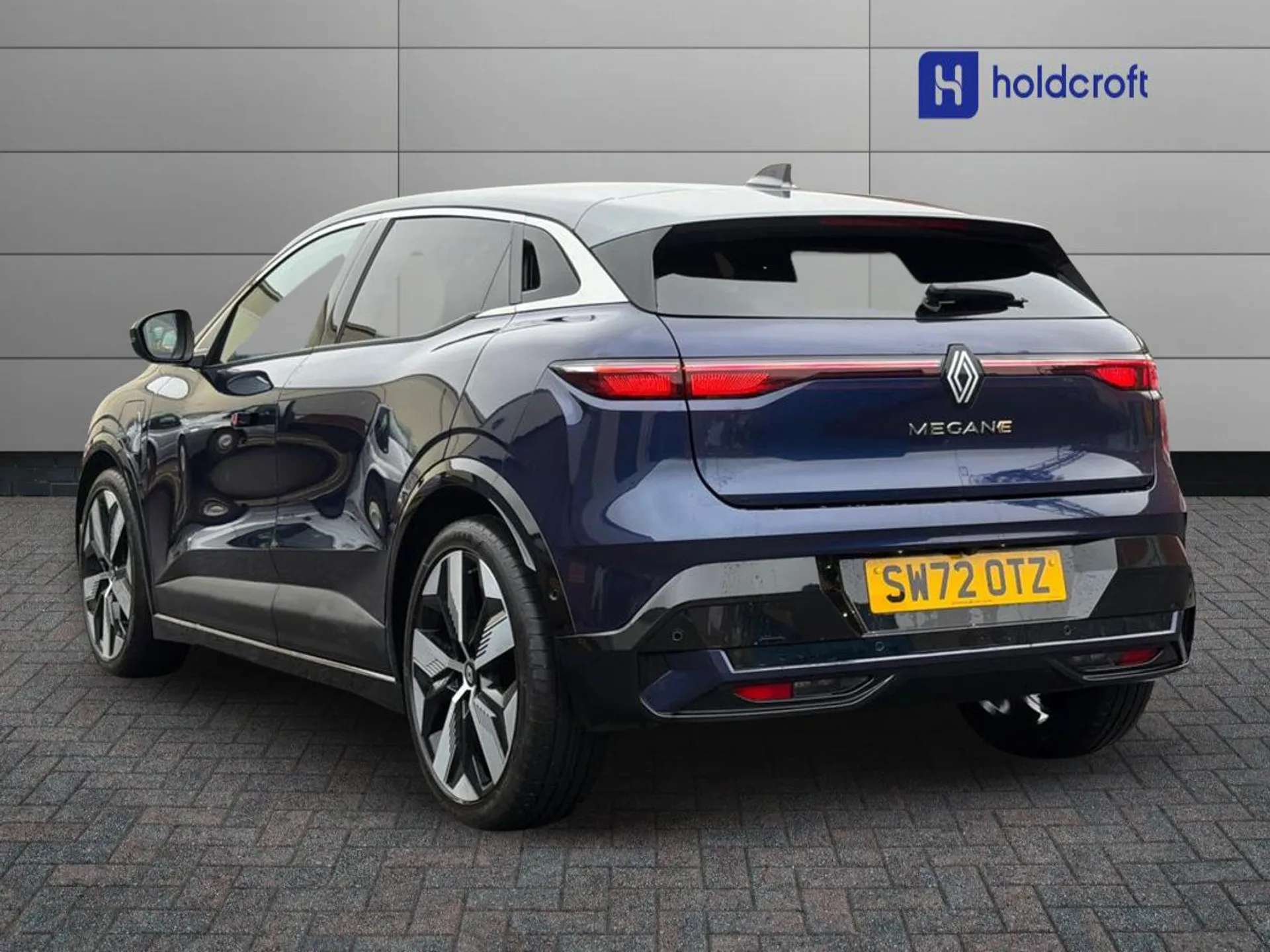 A 2022 RENAULT MEGANE E-TECH EV60 160kW Techno 60kWh Optimum Charge 5dr Auto A 2022 RENAULT MEGANE E-TECH EV60 160kW Techno 60kWh Optimum Charge 5dr Auto