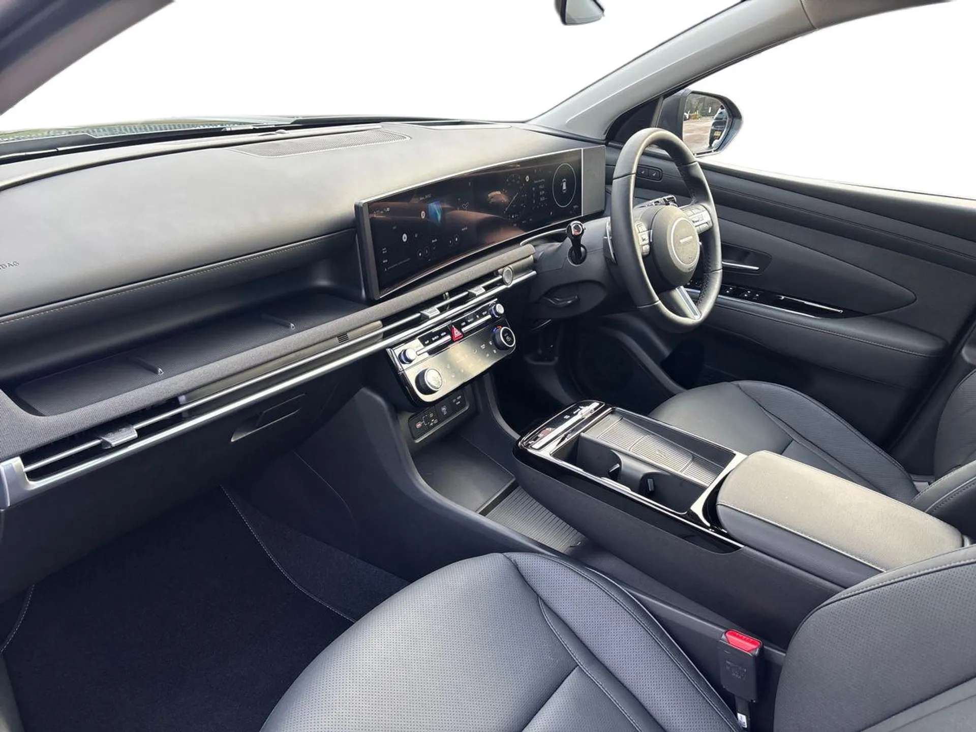 A 2025 HYUNDAI TUCSON 1.6T 239 Hybrid Ultimate 5dr Auto - ZERO DEPOSIT FINANCE AND CASHBACK AVAILABLE A 2025 HYUNDAI TUCSON 1.6T 239 Hybrid Ultimate 5dr Auto - ZERO DEPOSIT FINANCE AND CASHBACK AVAILABLE