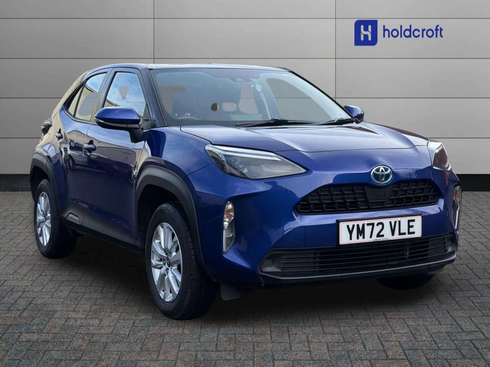 A 2023 TOYOTA YARIS CROSS 1.5 Hybrid Icon 5dr CVT A 2023 TOYOTA YARIS CROSS 1.5 Hybrid Icon 5dr CVT