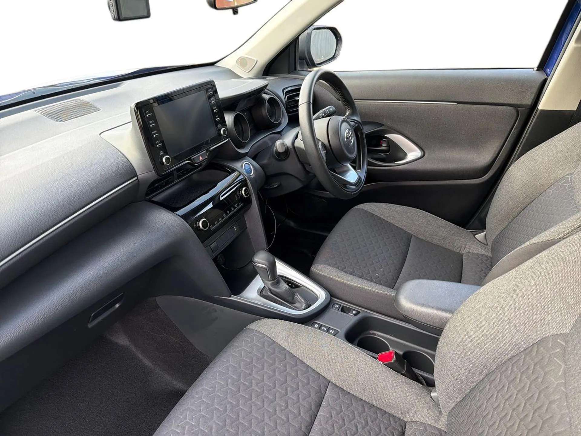 A 2023 TOYOTA YARIS CROSS 1.5 Hybrid Icon 5dr CVT A 2023 TOYOTA YARIS CROSS 1.5 Hybrid Icon 5dr CVT