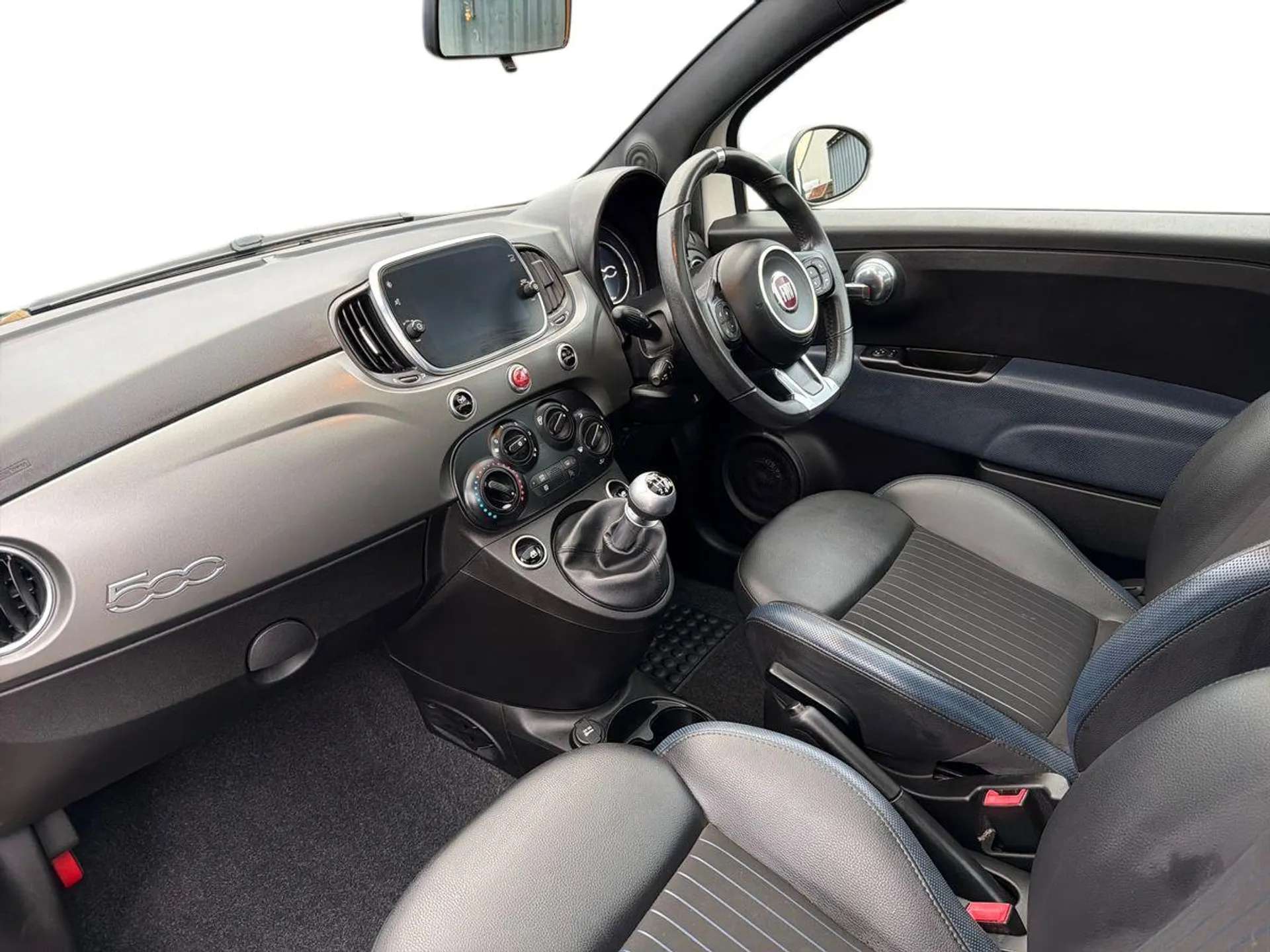 A 2020 FIAT 500 1.2 Rock Star 3dr A 2020 FIAT 500 1.2 Rock Star 3dr