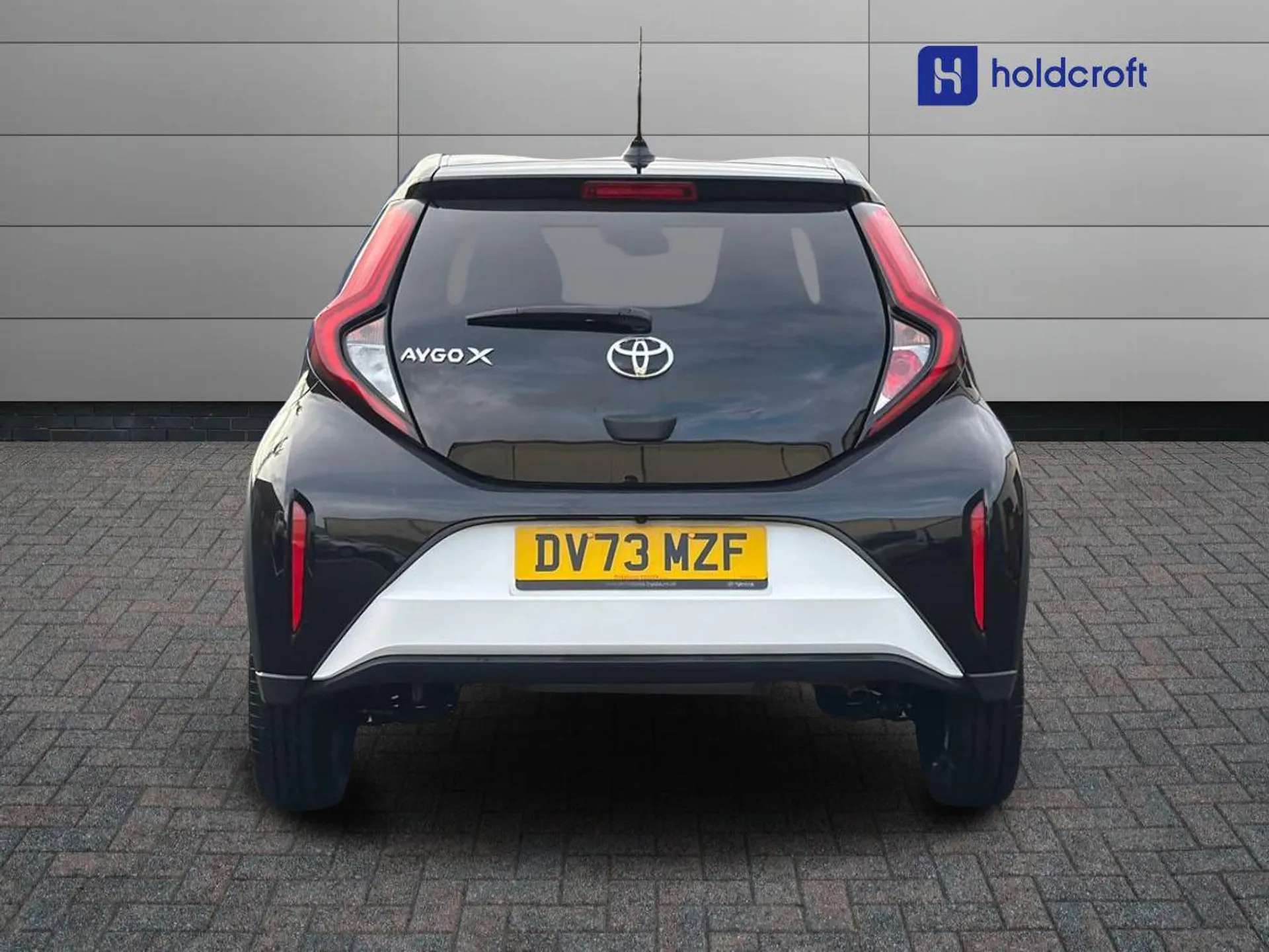 2023 TOYOTA AYGO X 2023 TOYOTA AYGO X