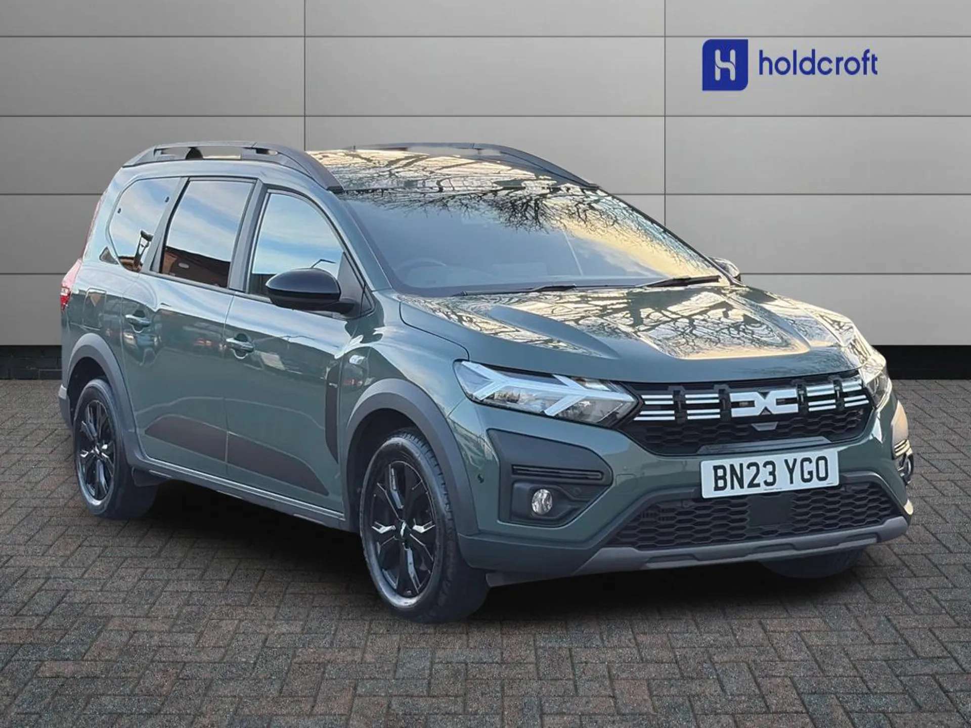 A 2023 DACIA JOGGER 1.0 TCe Extreme SE 5dr A 2023 DACIA JOGGER 1.0 TCe Extreme SE 5dr