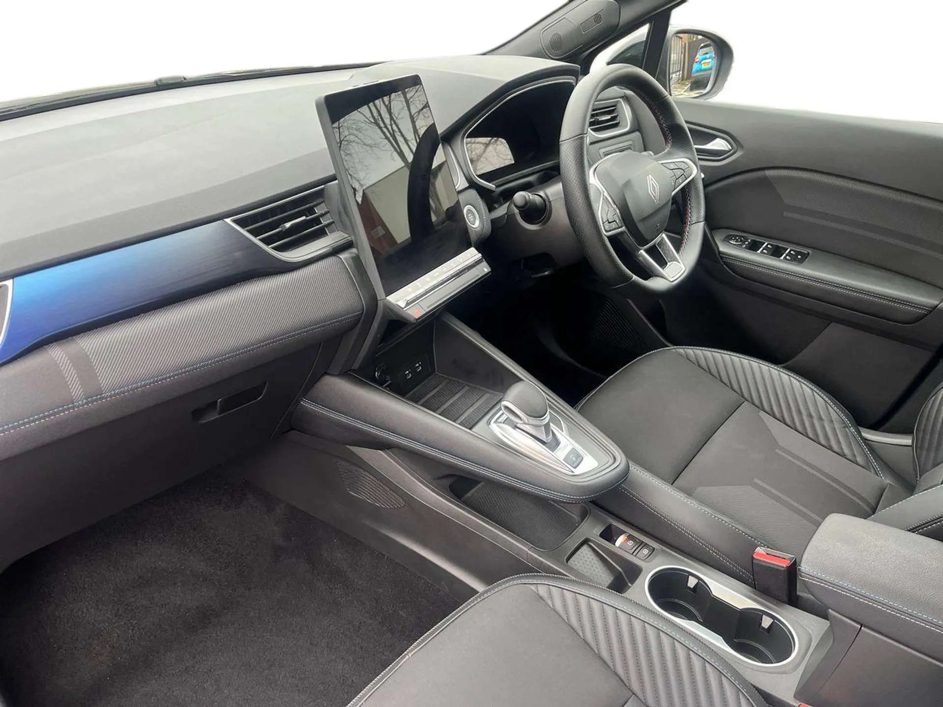 A 2024 RENAULT SYMBIOZ 1.6 E-Tech FHEV 145 Techno Esprit Alpine 5dr Auto A 2024 RENAULT SYMBIOZ 1.6 E-Tech FHEV 145 Techno Esprit Alpine 5dr Auto