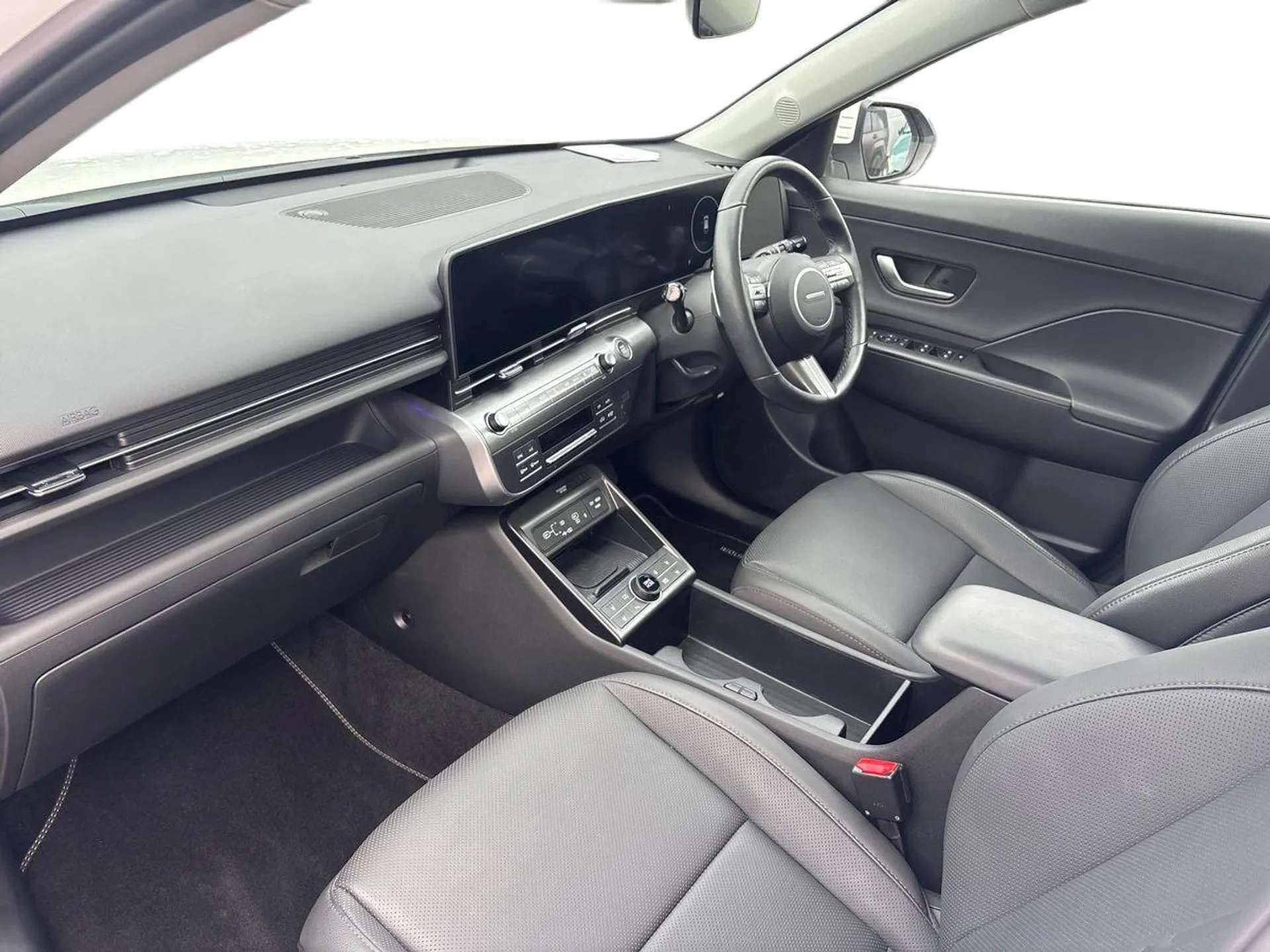 A 2025 HYUNDAI KONA 1.6 Hybrid 129 Ultimate 5dr DCT - ZERO DEPOSIT FINANCE AND CASHBACK AVAILABLE A 2025 HYUNDAI KONA 1.6 Hybrid 129 Ultimate 5dr DCT - ZERO DEPOSIT FINANCE AND CASHBACK AVAILABLE