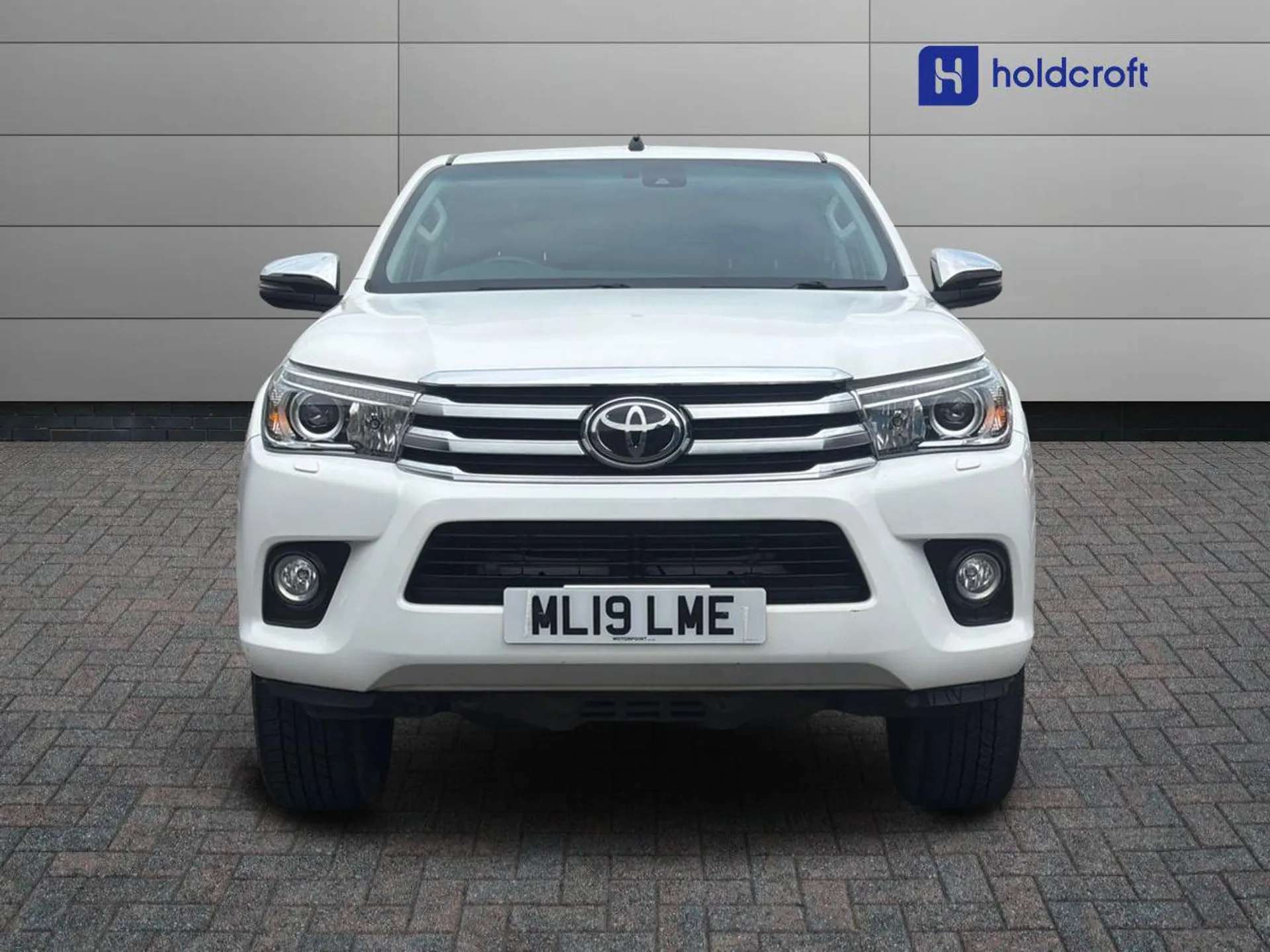 2019 TOYOTA HILUX 2019 TOYOTA HILUX