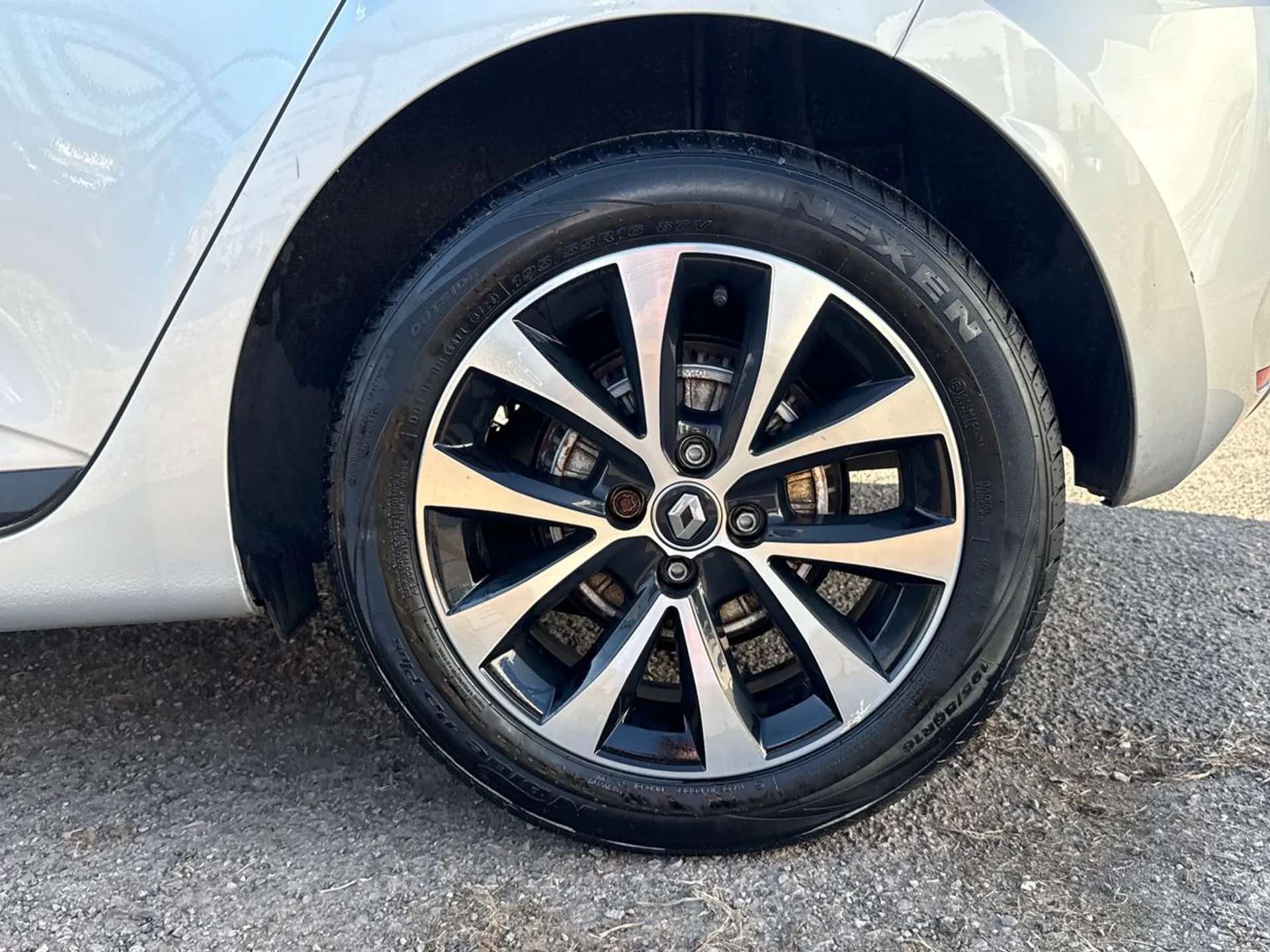 2021 RENAULT CLIO 2021 RENAULT CLIO