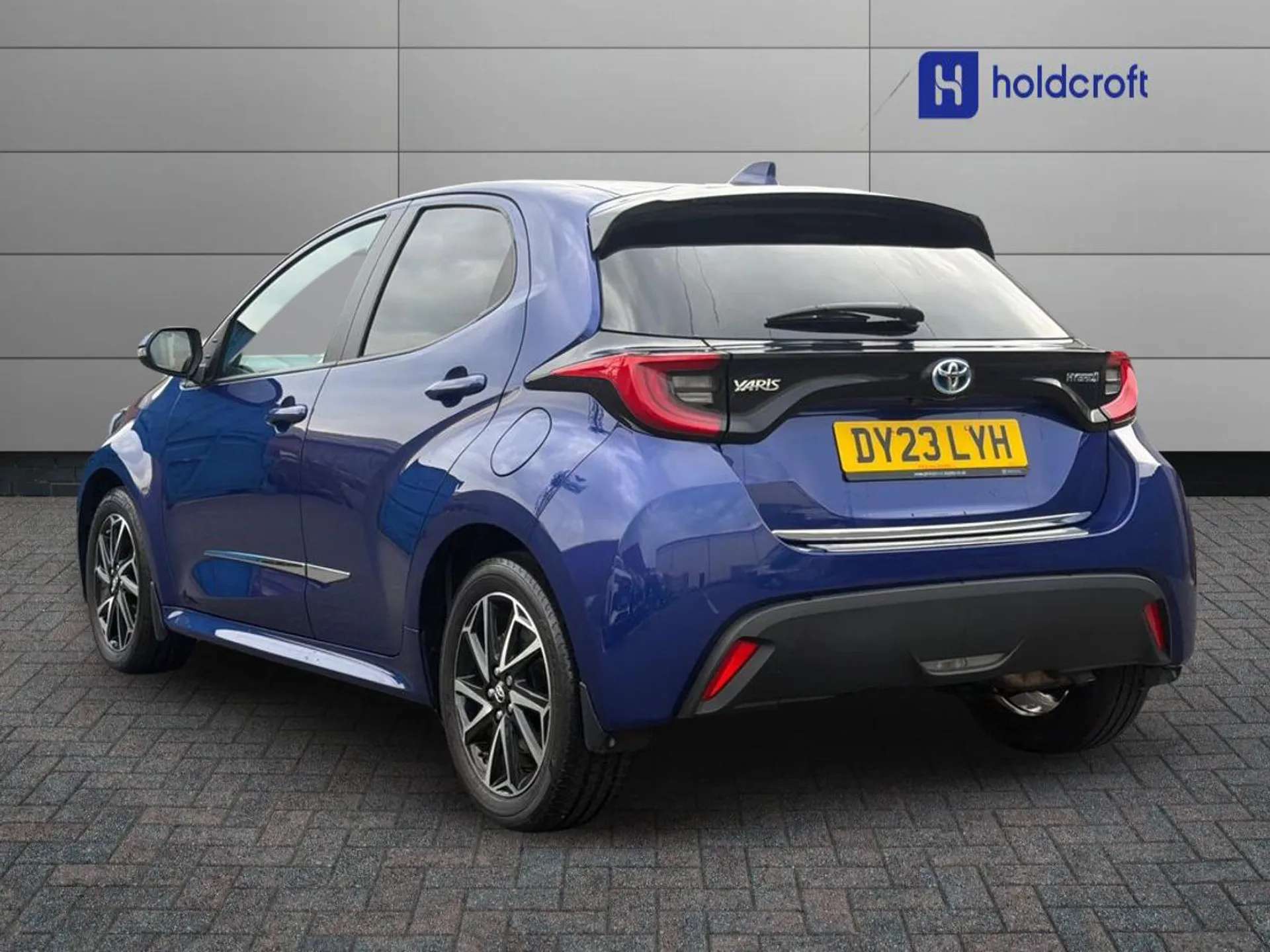 A 2023 TOYOTA YARIS 1.5 Hybrid Design 5dr CVT A 2023 TOYOTA YARIS 1.5 Hybrid Design 5dr CVT