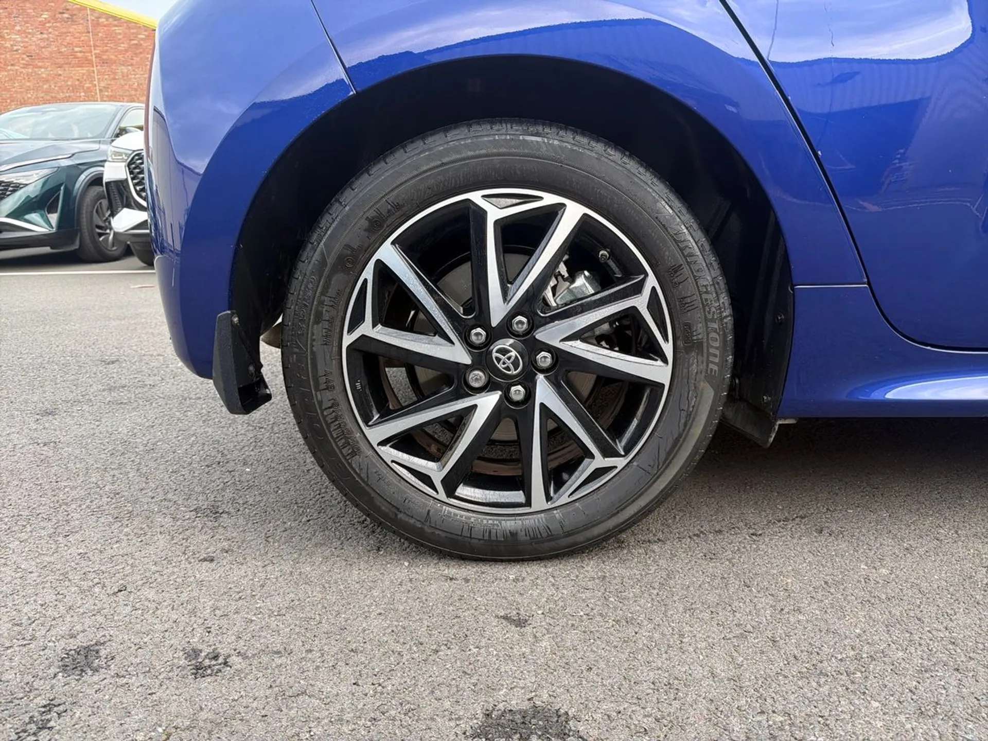 A 2023 TOYOTA YARIS 1.5 Hybrid Design 5dr CVT A 2023 TOYOTA YARIS 1.5 Hybrid Design 5dr CVT