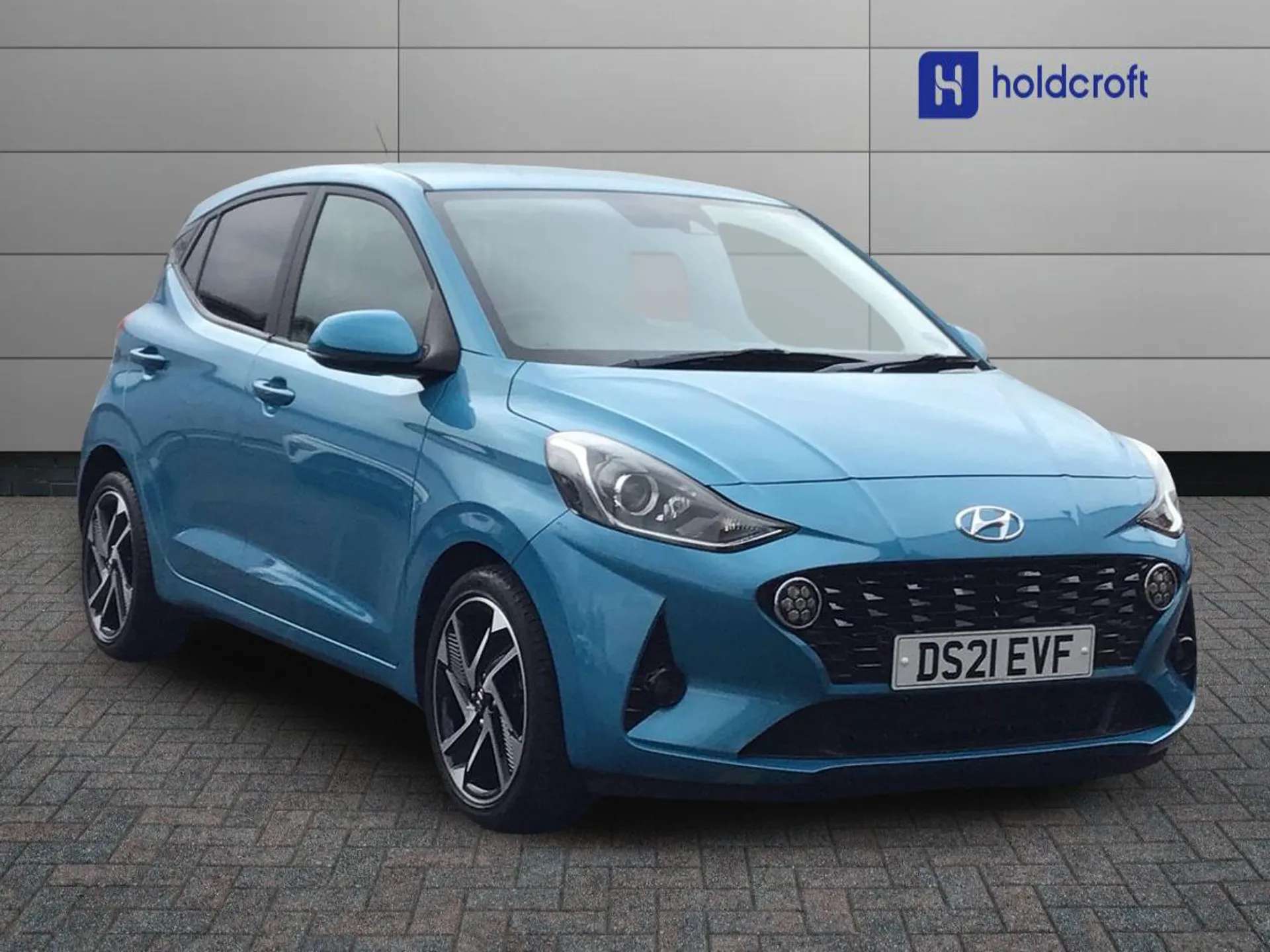 A 2021 HYUNDAI I10 1.0 MPi Premium 5dr - ZERO DEPOSIT FINANCE & CASHBACK AVAILABLE A 2021 HYUNDAI I10 1.0 MPi Premium 5dr - ZERO DEPOSIT FINANCE & CASHBACK AVAILABLE