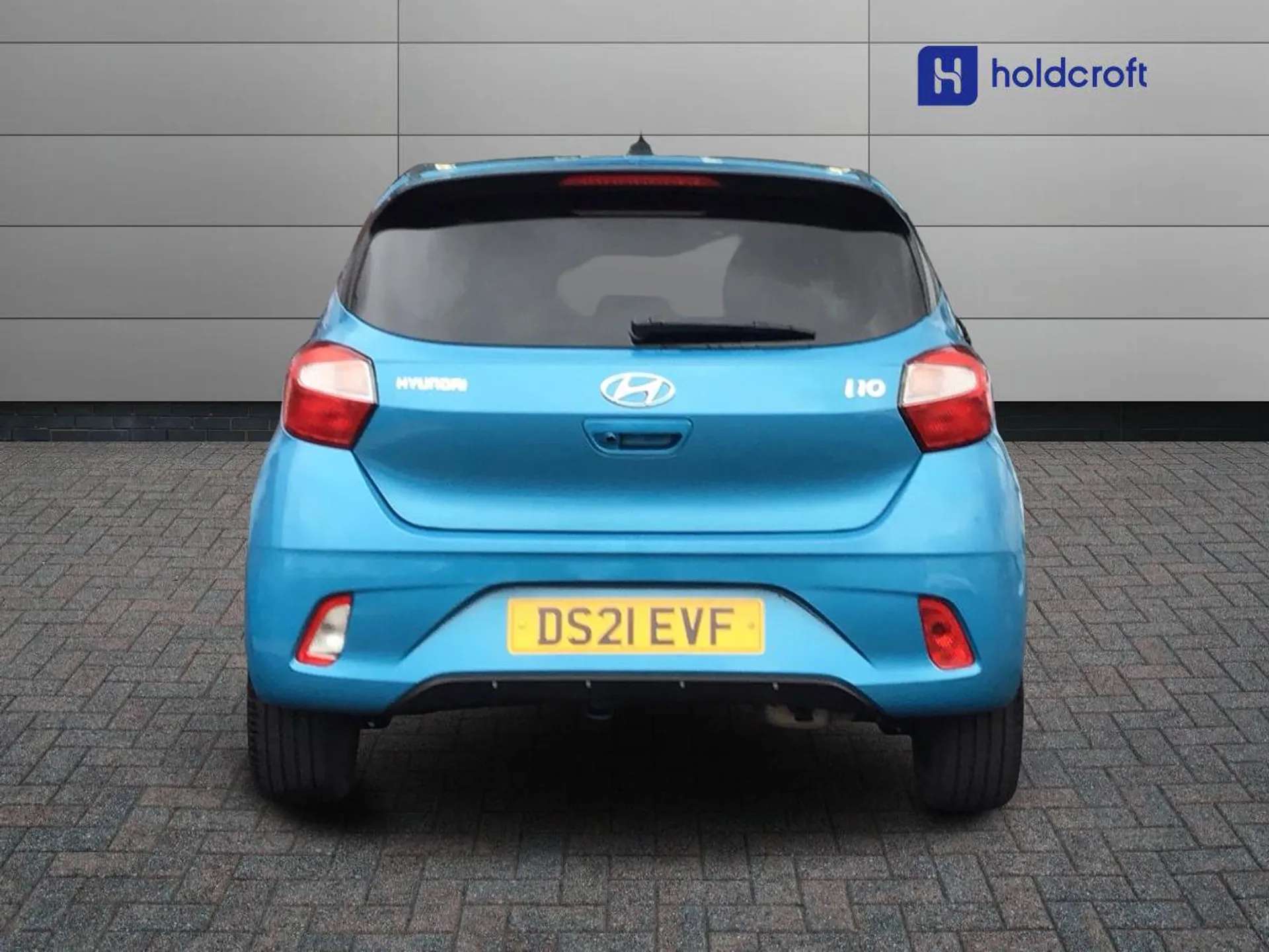 A 2021 HYUNDAI I10 1.0 MPi Premium 5dr - ZERO DEPOSIT FINANCE & CASHBACK AVAILABLE A 2021 HYUNDAI I10 1.0 MPi Premium 5dr - ZERO DEPOSIT FINANCE & CASHBACK AVAILABLE