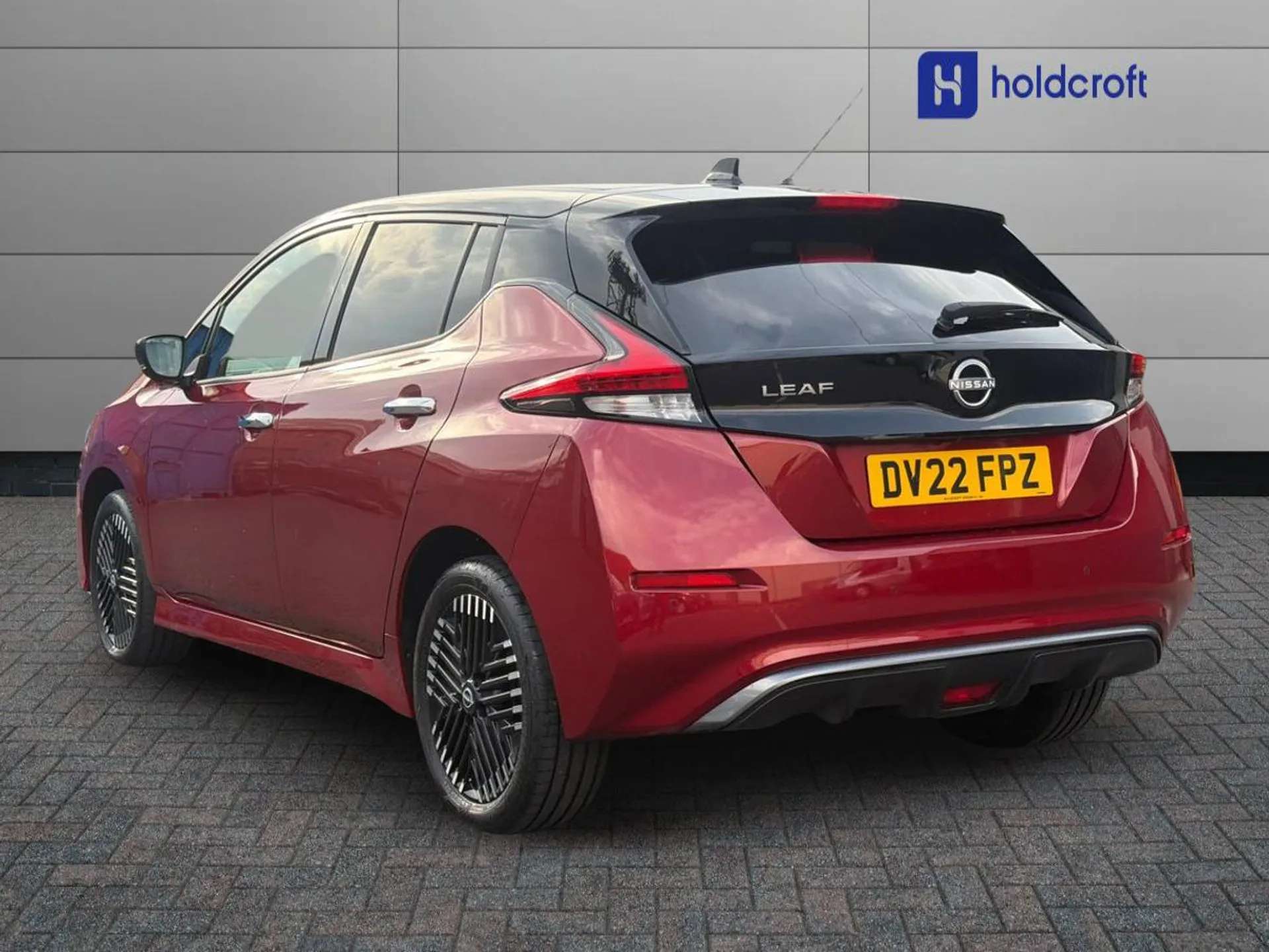 A 2022 NISSAN LEAF 160kW e+ Tekna 59kWh 5dr Auto A 2022 NISSAN LEAF 160kW e+ Tekna 59kWh 5dr Auto