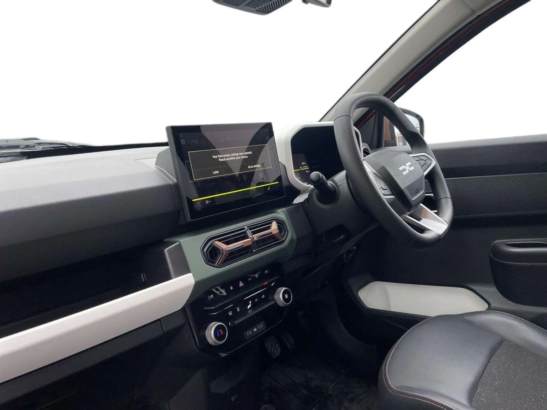 A 2024 DACIA SPRING 27kWh Extreme 65 48kW 5dr Auto A 2024 DACIA SPRING 27kWh Extreme 65 48kW 5dr Auto