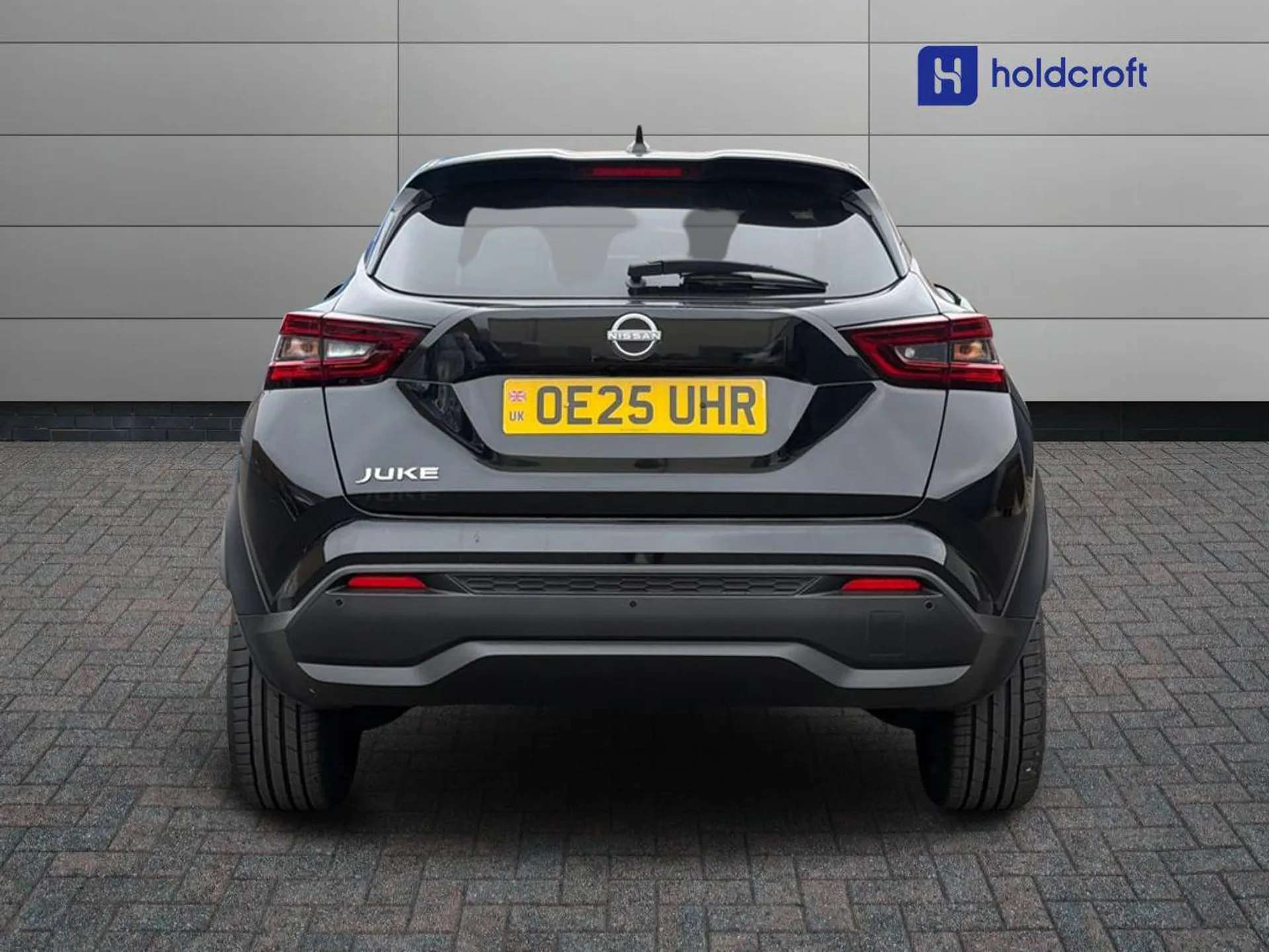 A 2025 NISSAN JUKE 1.0 DiG-T Tekna 5dr A 2025 NISSAN JUKE 1.0 DiG-T Tekna 5dr