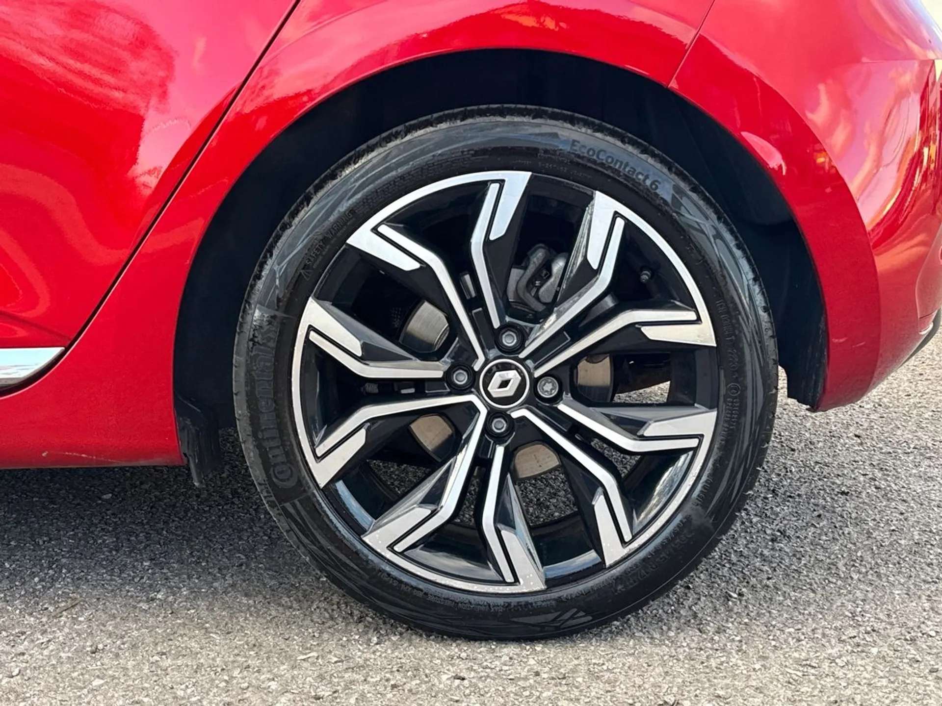 A 2023 RENAULT CLIO 1.6 E-TECH full hybrid 145 Techno 5dr Auto A 2023 RENAULT CLIO 1.6 E-TECH full hybrid 145 Techno 5dr Auto