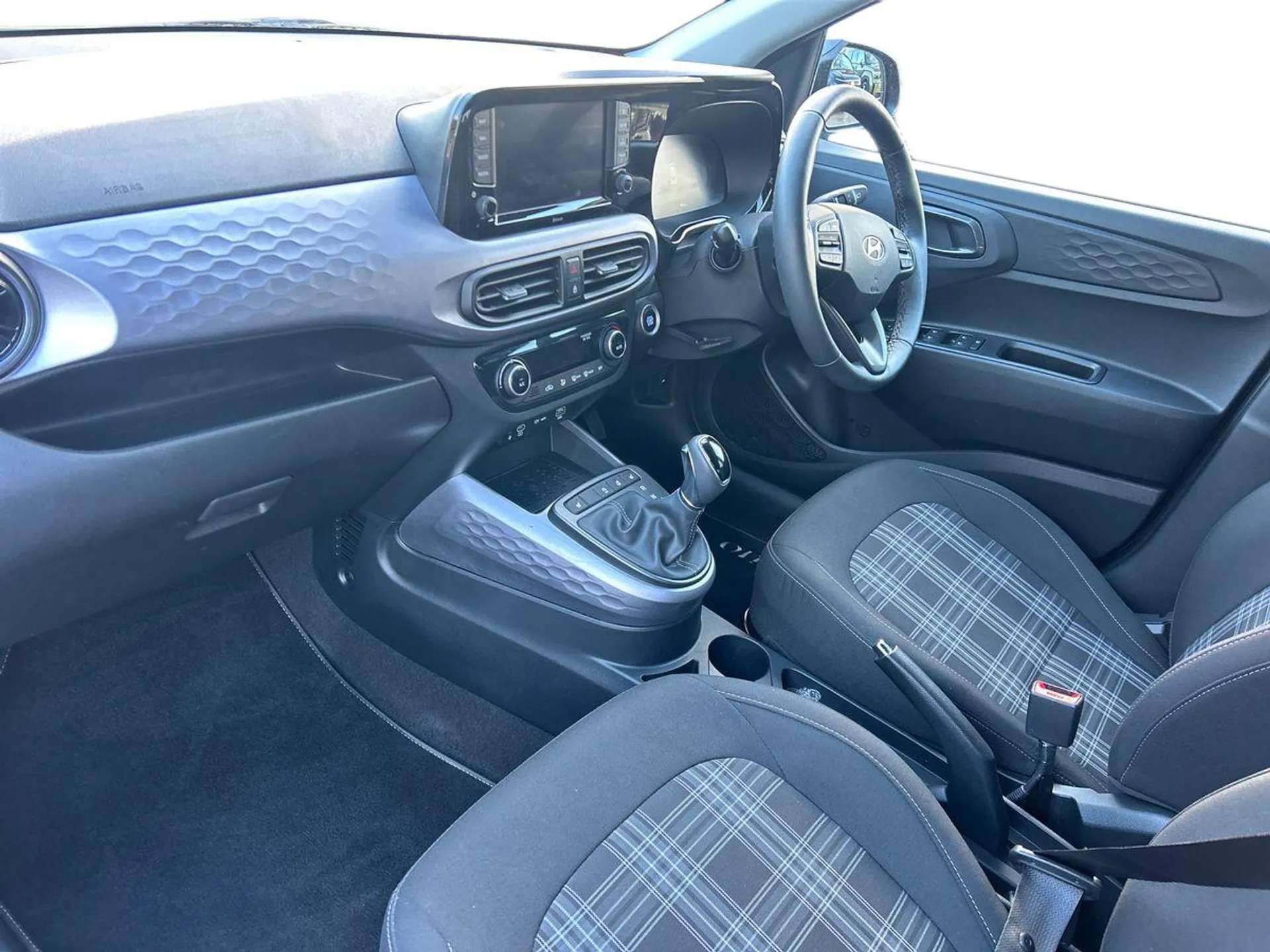 2025 HYUNDAI I10 2025 HYUNDAI I10