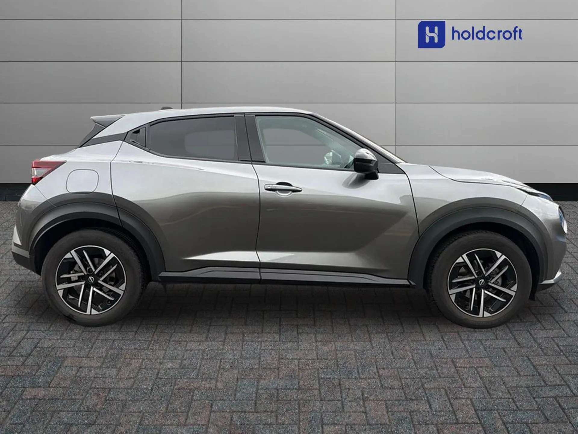 A 2025 NISSAN JUKE 1.0 DiG-T N-Connecta 5dr DCT A 2025 NISSAN JUKE 1.0 DiG-T N-Connecta 5dr DCT