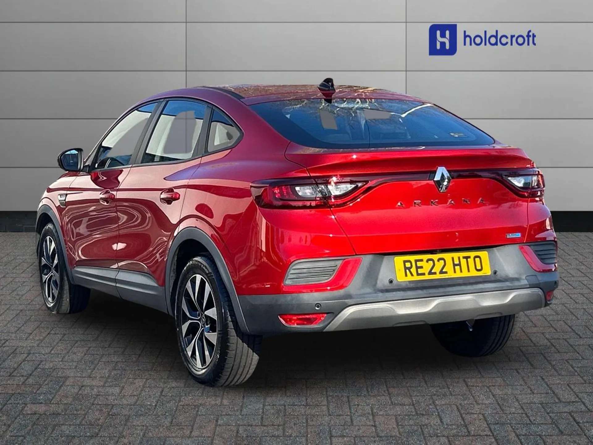 A 2022 RENAULT ARKANA 1.6 E-TECH Hybrid 145 Iconic 5dr Auto A 2022 RENAULT ARKANA 1.6 E-TECH Hybrid 145 Iconic 5dr Auto