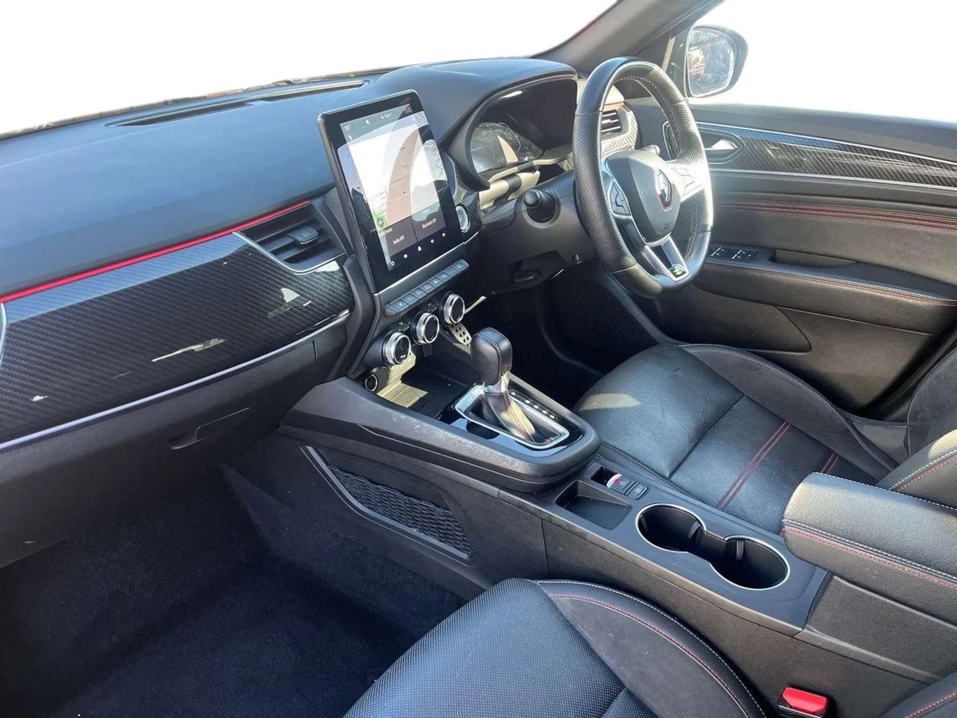 A 2022 RENAULT ARKANA 1.6 E-TECH Hybrid 145 R.S. Line 5dr Auto A 2022 RENAULT ARKANA 1.6 E-TECH Hybrid 145 R.S. Line 5dr Auto